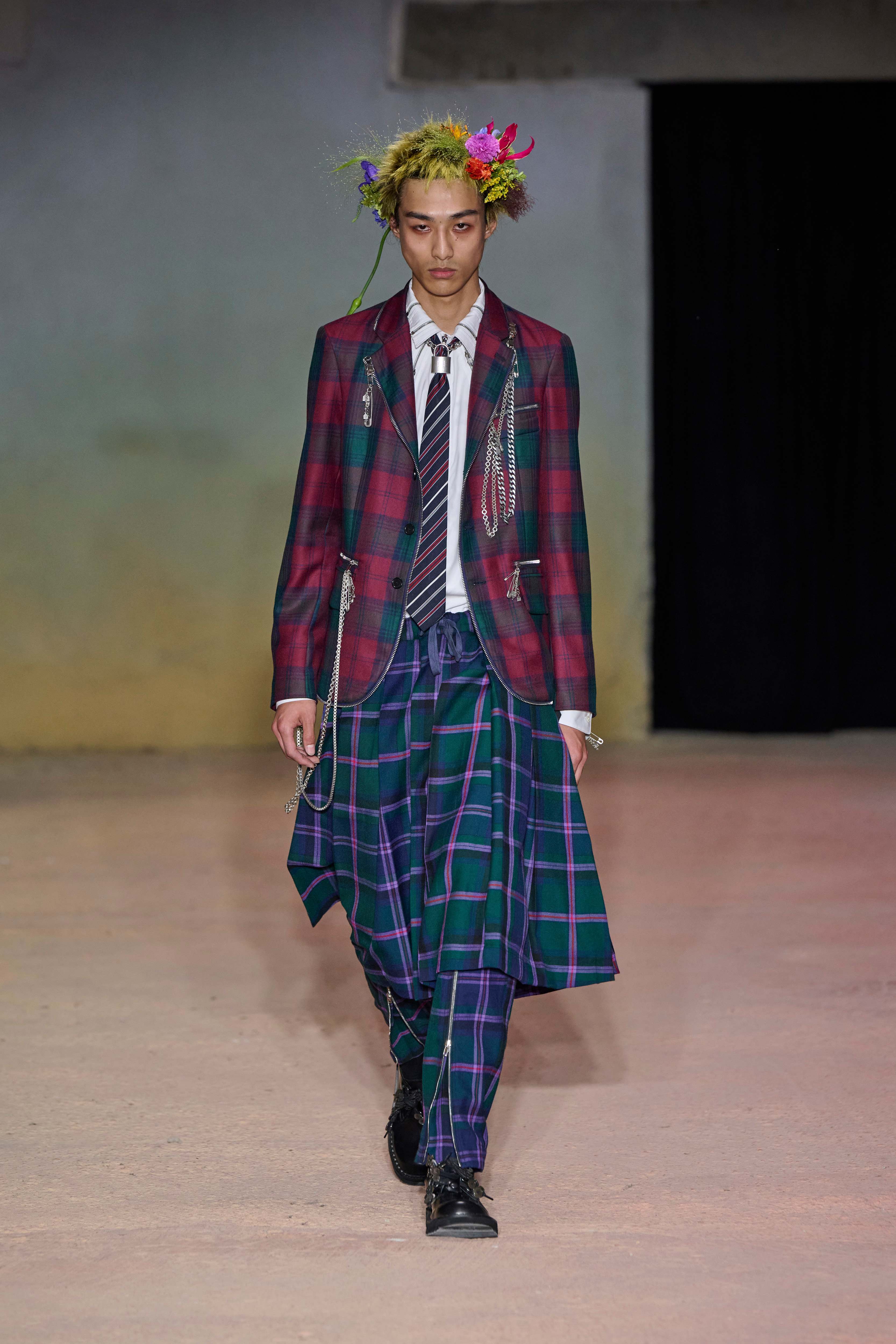 DSM Kei Ninomiya Brings punk to Pitti Uomo 110 for Spring Summer 2027 Vanity Teen 虚荣青年 DSM Kei Ninomiya Brings punk to Pitti Uomo 110 for Spring Summer 2027 DSM Kei Ninomiya Brings punk to Pitti Uomo 110 for Spring Summer 2027 Vanity Teen 虚荣青年
