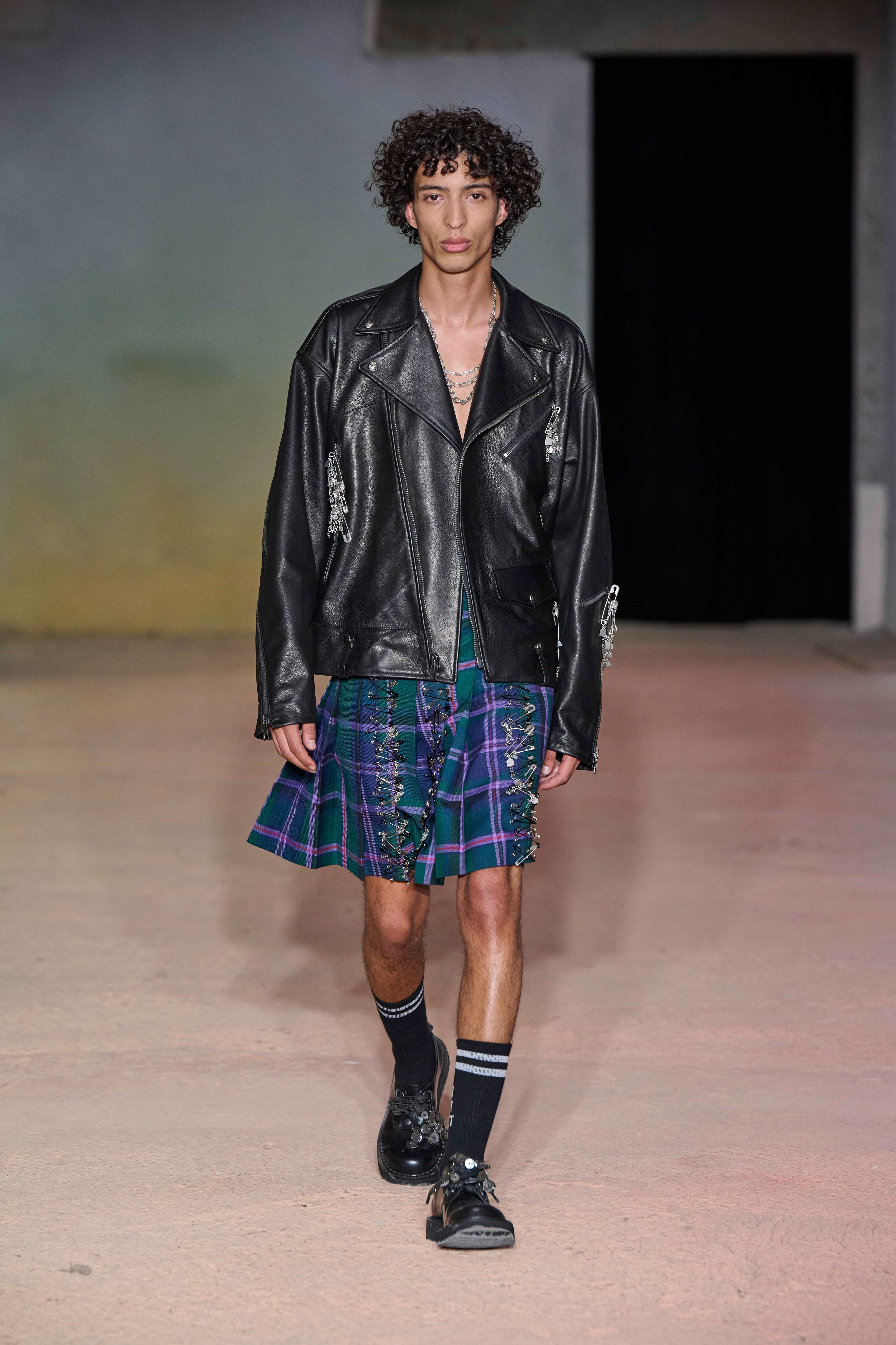 DSM Kei Ninomiya Brings punk to Pitti Uomo 110 for Spring Summer 2027 Vanity Teen 虚荣青年 DSM Kei Ninomiya Brings punk to Pitti Uomo 110 for Spring Summer 2027 DSM Kei Ninomiya Brings punk to Pitti Uomo 110 for Spring Summer 2027 Vanity Teen 虚荣青年