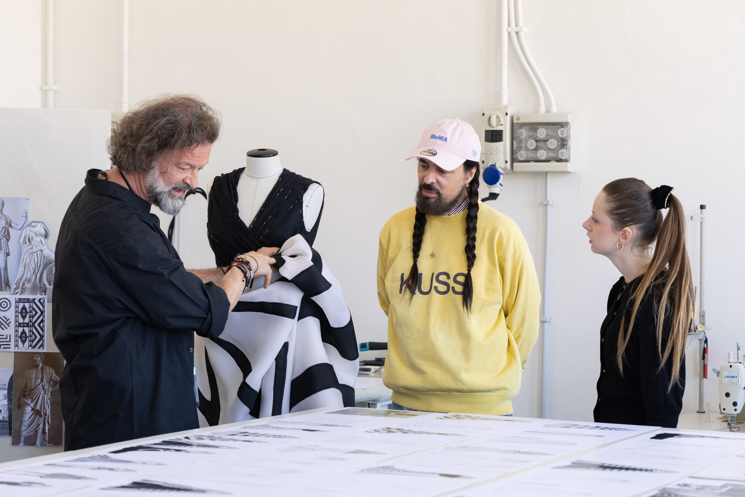 Alessandro Michele meets the next generation of fashion talent at ACM | Accademia Costume & Moda Vanity Teen 虚荣青年 Alessandro Michele meets the next generation of fashion talent at ACM | Accademia Costume & Moda Alessandro Michele meets the next generation of fashion talent at ACM | Accademia Costume & Moda Vanity Teen 虚荣青年