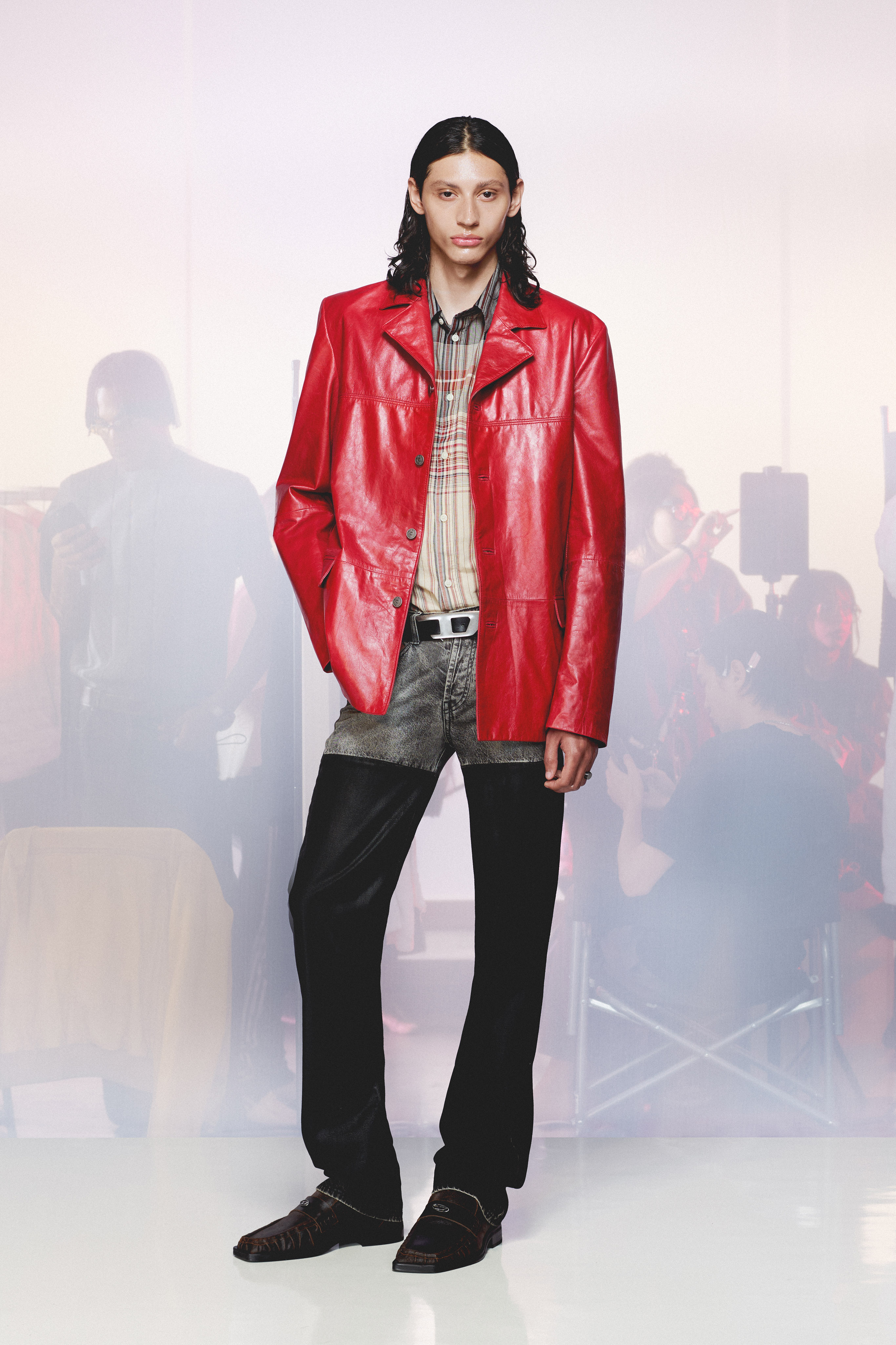 REALITY IS OVERRATED: DIESEL MAKES THE IMPOSSIBLE WEARABLE REALITY IS OVERRATED: DIESEL MAKES THE IMPOSSIBLE WEARABLE Vanity Teen 虚荣青年