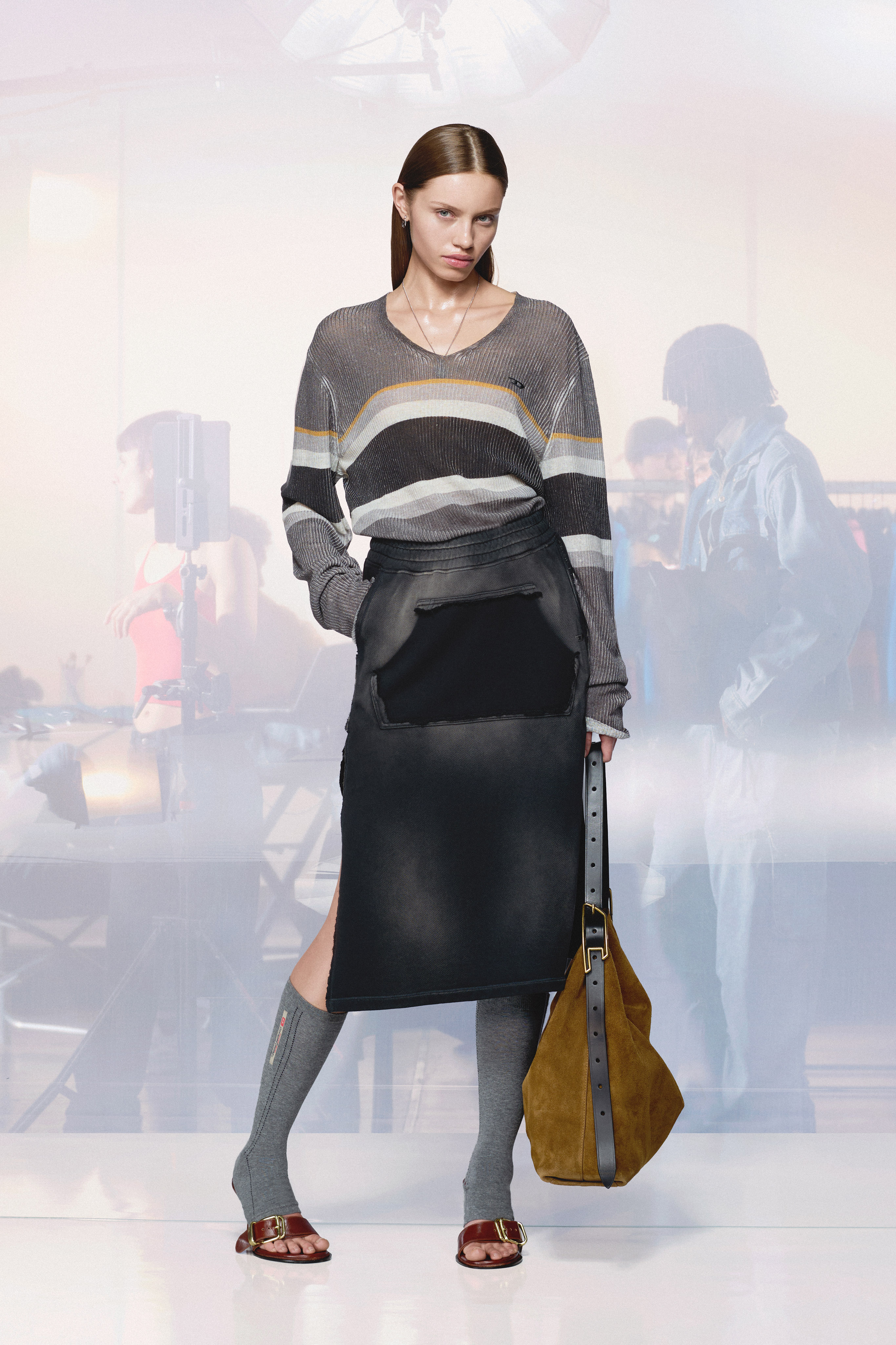 REALITY IS OVERRATED: DIESEL MAKES THE IMPOSSIBLE WEARABLE REALITY IS OVERRATED: DIESEL MAKES THE IMPOSSIBLE WEARABLE Vanity Teen 虚荣青年