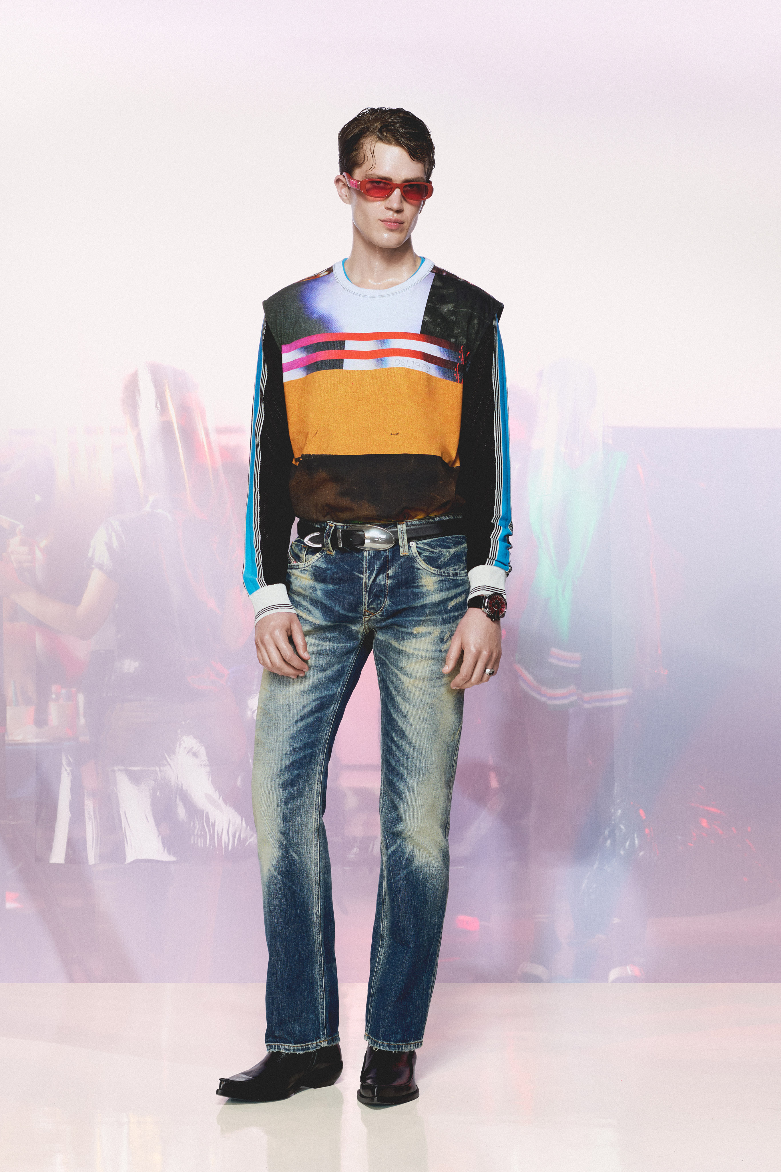 REALITY IS OVERRATED: DIESEL MAKES THE IMPOSSIBLE WEARABLE REALITY IS OVERRATED: DIESEL MAKES THE IMPOSSIBLE WEARABLE Vanity Teen 虚荣青年