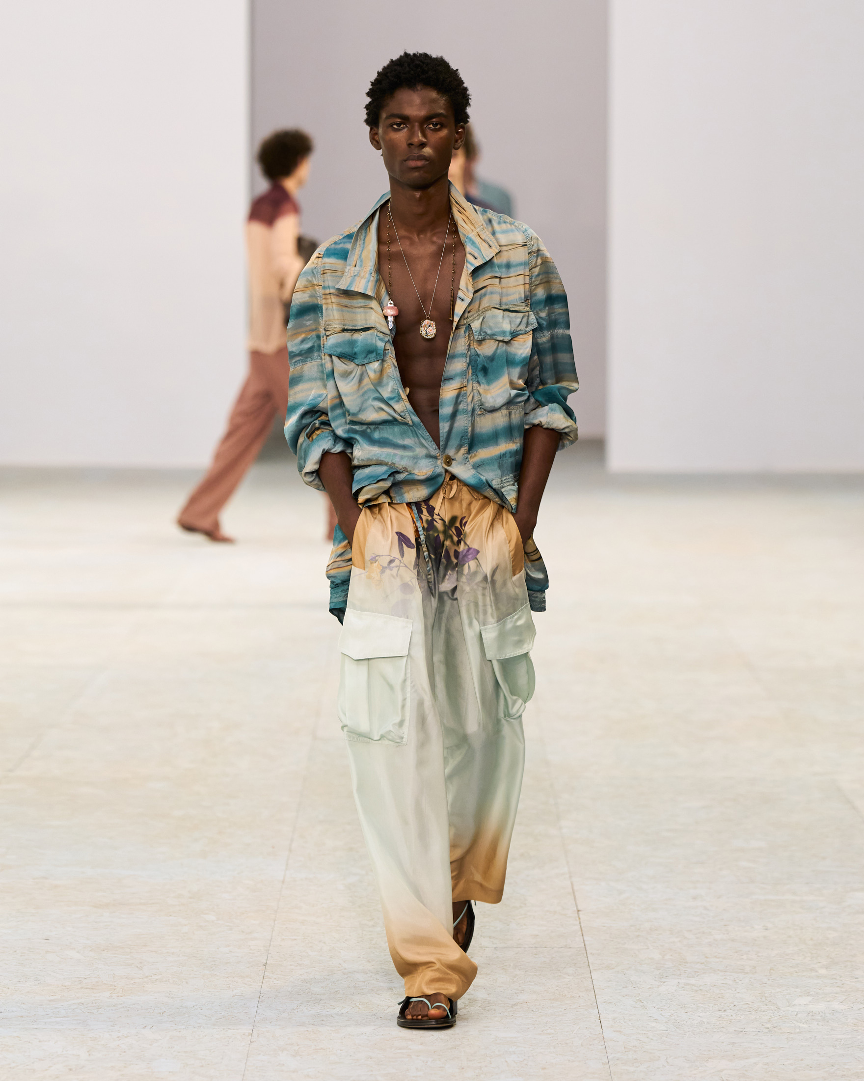 Dries Van Noten Spring Summer 2027 Menswear: The Poetry of Soft Power  Dries Van Noten Spring Summer 2027 Menswear: The Poetry of Soft Power  Vanity Teen 虚荣青年