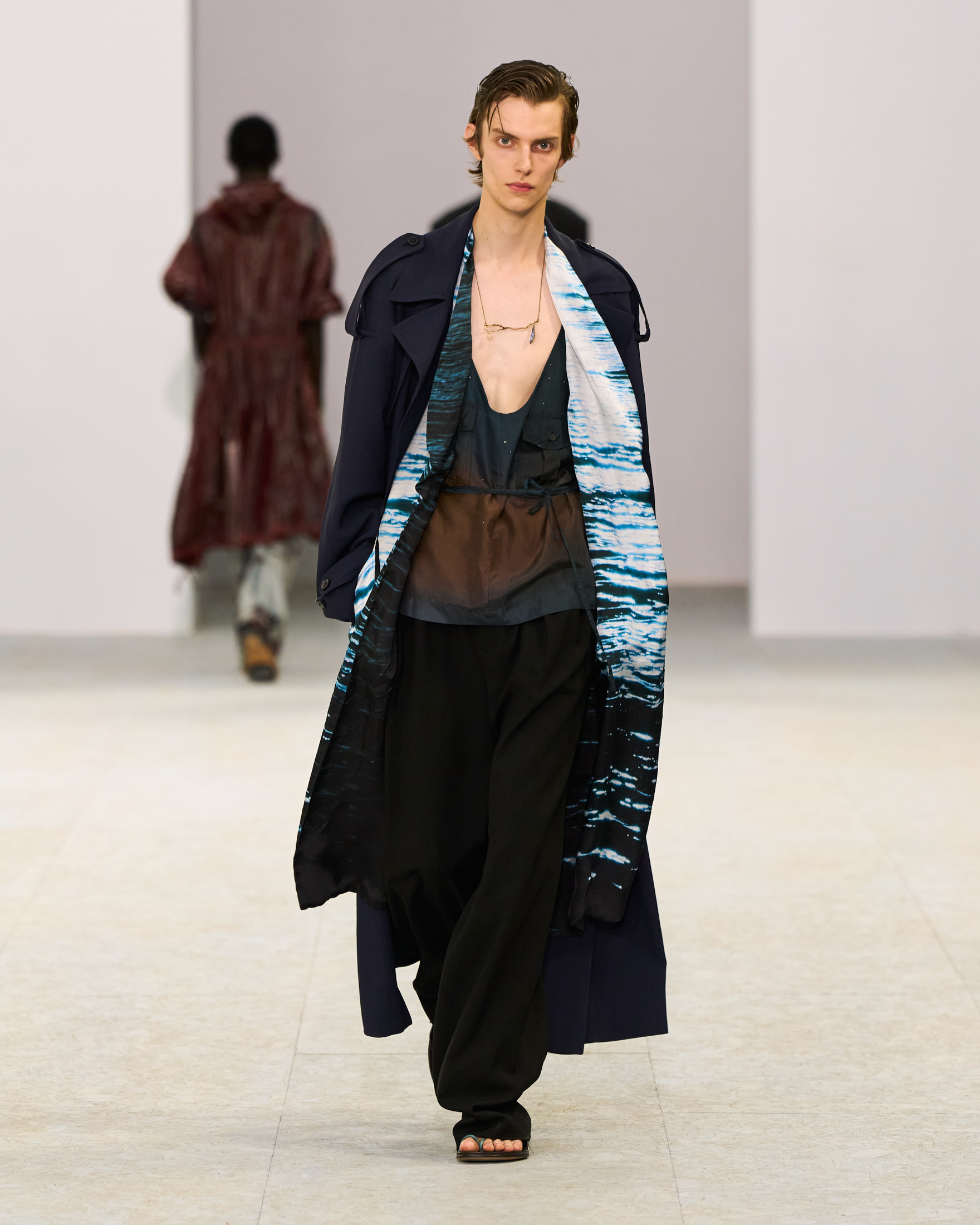 Dries Van Noten Spring Summer 2027 Menswear: The Poetry of Soft Power  Dries Van Noten Spring Summer 2027 Menswear: The Poetry of Soft Power  Vanity Teen 虚荣青年