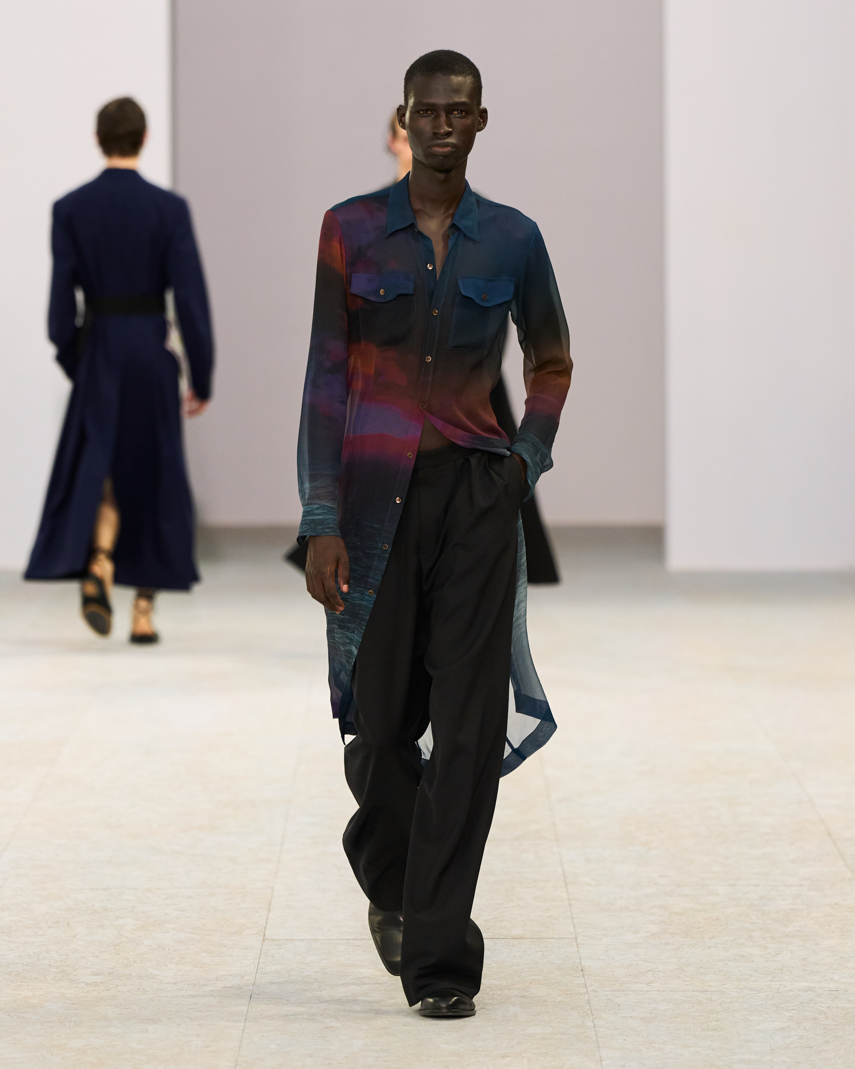 Dries Van Noten Spring Summer 2027 Menswear: The Poetry of Soft Power  Dries Van Noten Spring Summer 2027 Menswear: The Poetry of Soft Power  Vanity Teen 虚荣青年
