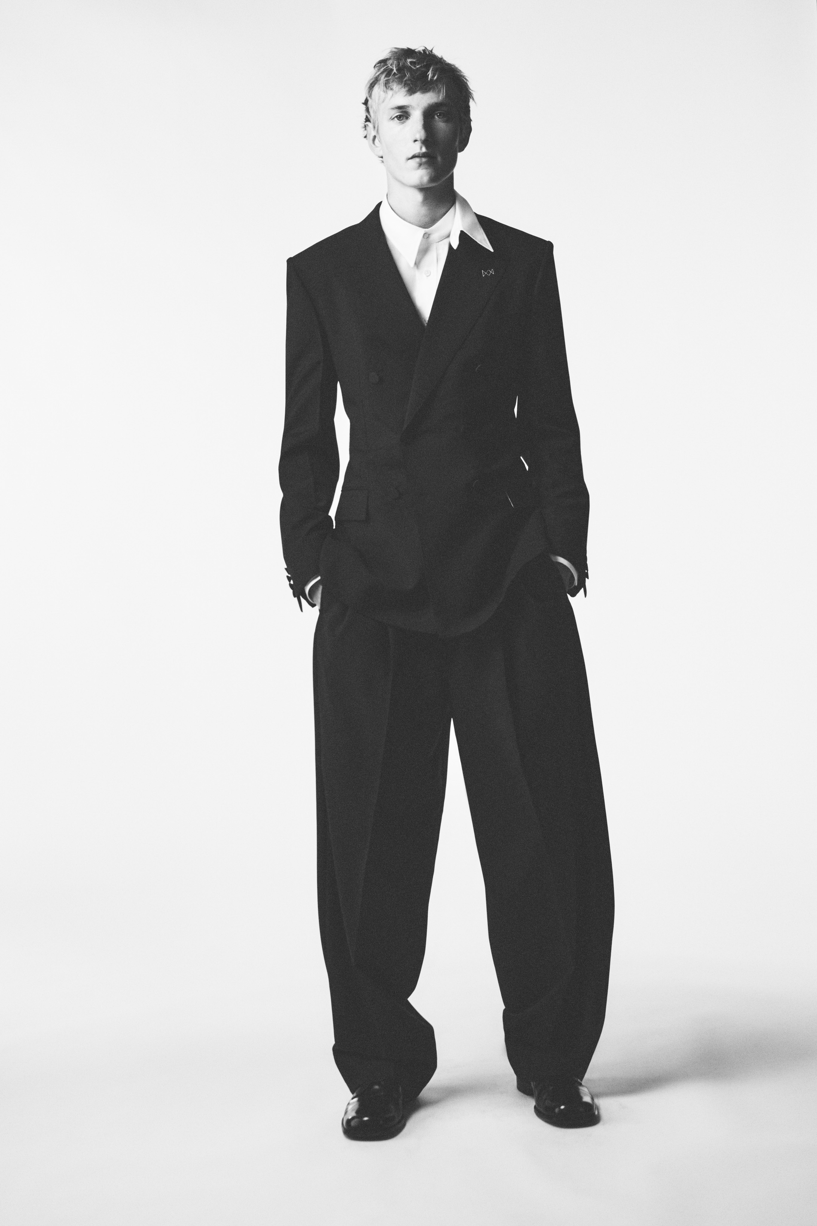 Givenchy Men's Spring/Summer 2027: the house is in the look Givenchy Men's Spring/Summer 2027: the house is in the look Vanity Teen 虚荣青年
