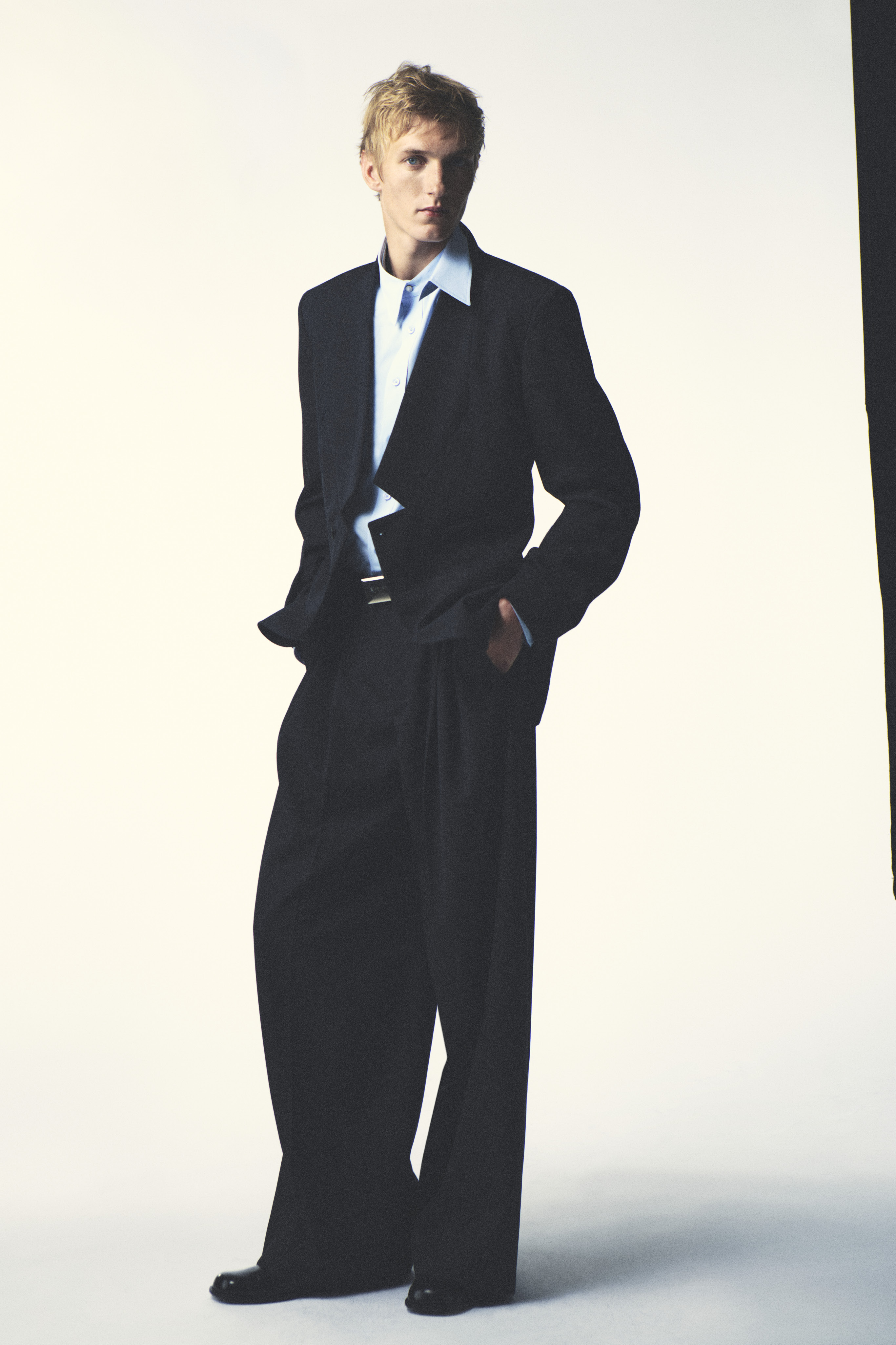 Givenchy Men's Spring/Summer 2027: the house is in the look Givenchy Men's Spring/Summer 2027: the house is in the look Vanity Teen 虚荣青年