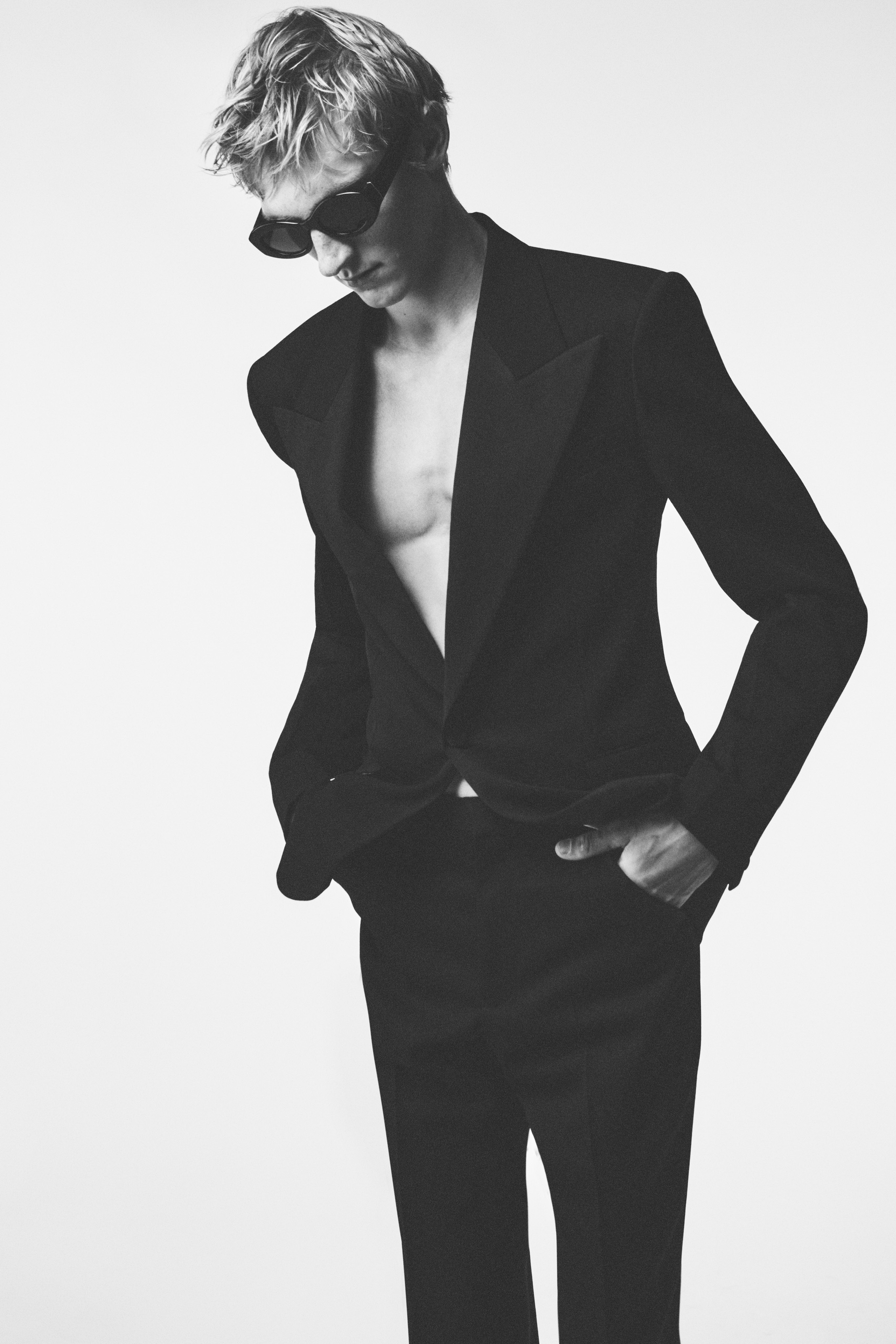 Givenchy Men's Spring/Summer 2027: the house is in the look Givenchy Men's Spring/Summer 2027: the house is in the look Vanity Teen 虚荣青年
