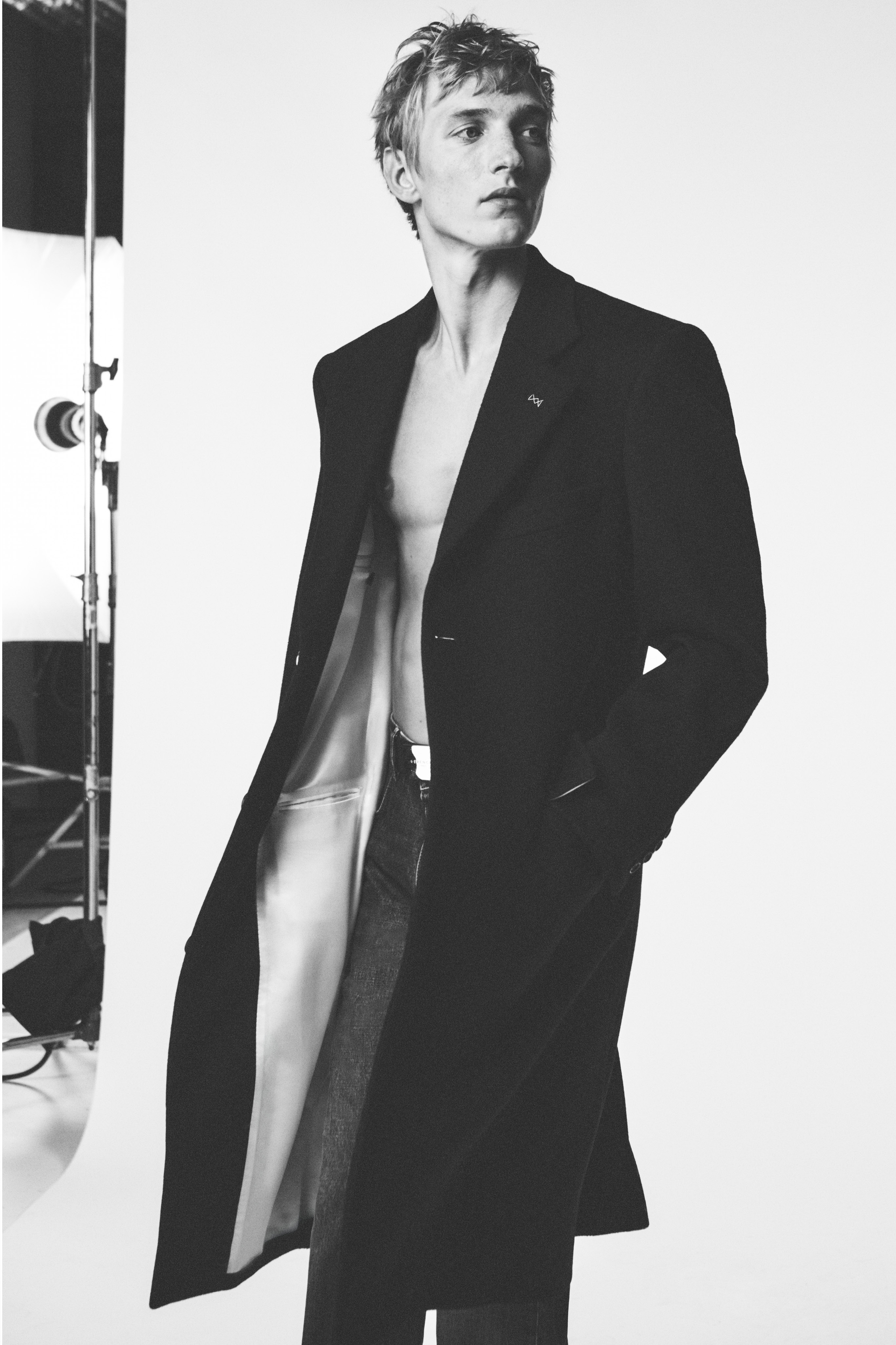 Givenchy Men's Spring/Summer 2027: the house is in the look Givenchy Men's Spring/Summer 2027: the house is in the look Vanity Teen 虚荣青年