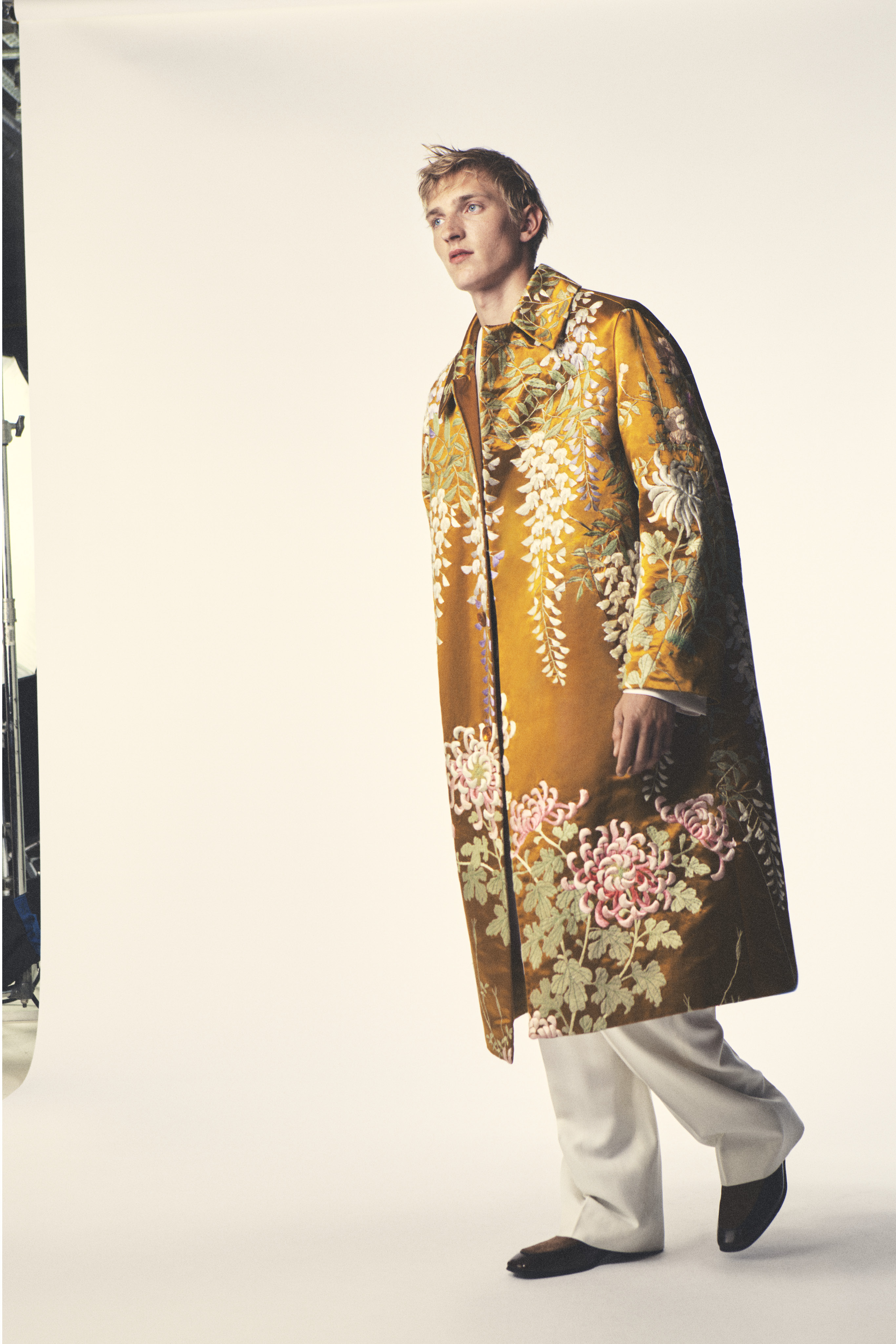 Givenchy Men's Spring/Summer 2027: the house is in the look Givenchy Men's Spring/Summer 2027: the house is in the look Vanity Teen 虚荣青年