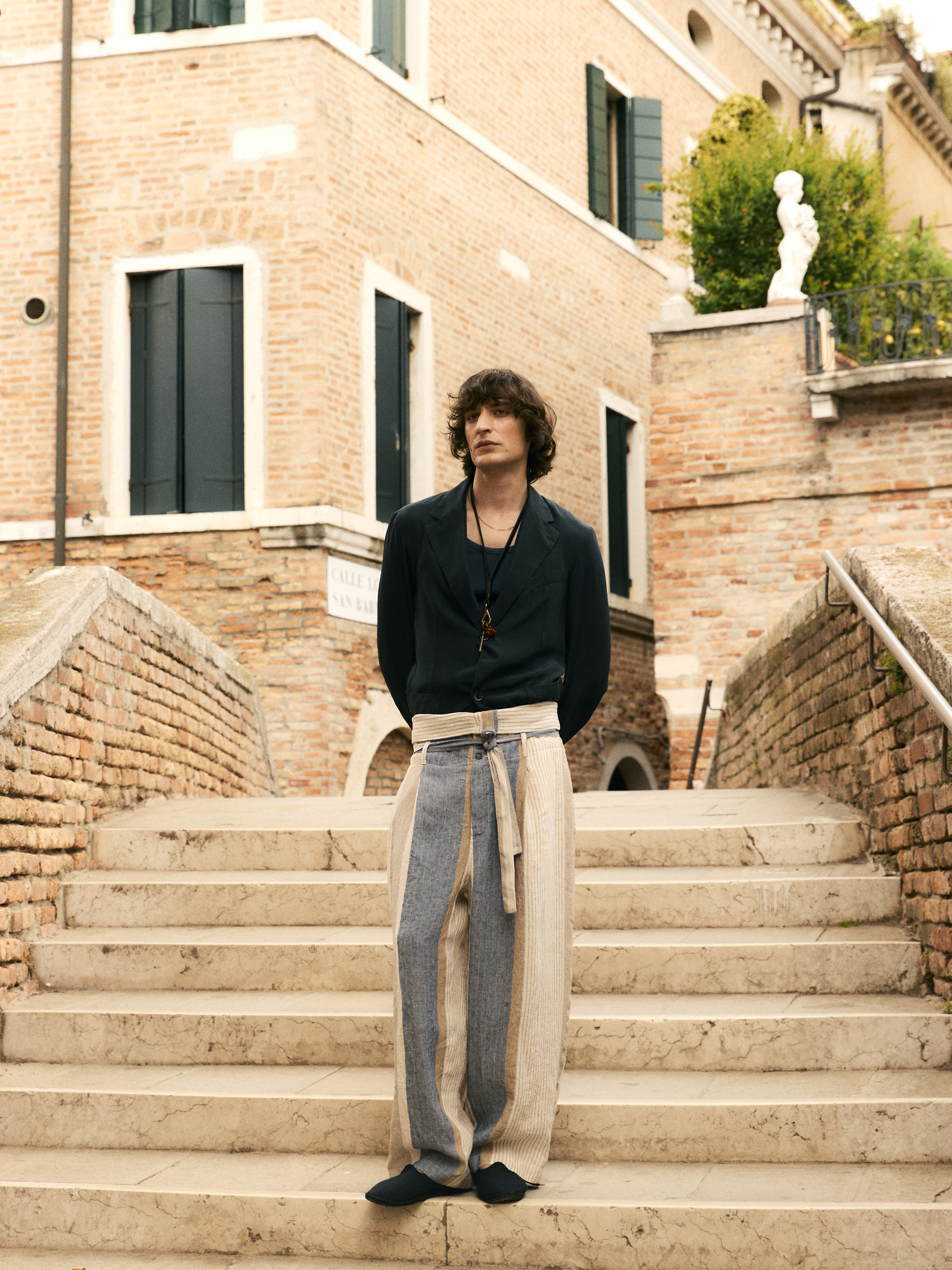 BARENA SPRING–SUMMER 2027: THE LUXURY OF KNOWING WHERE THINGS COME FROM BARENA SPRING–SUMMER 2027: THE LUXURY OF KNOWING WHERE THINGS COME FROM Vanity Teen 虚荣青年