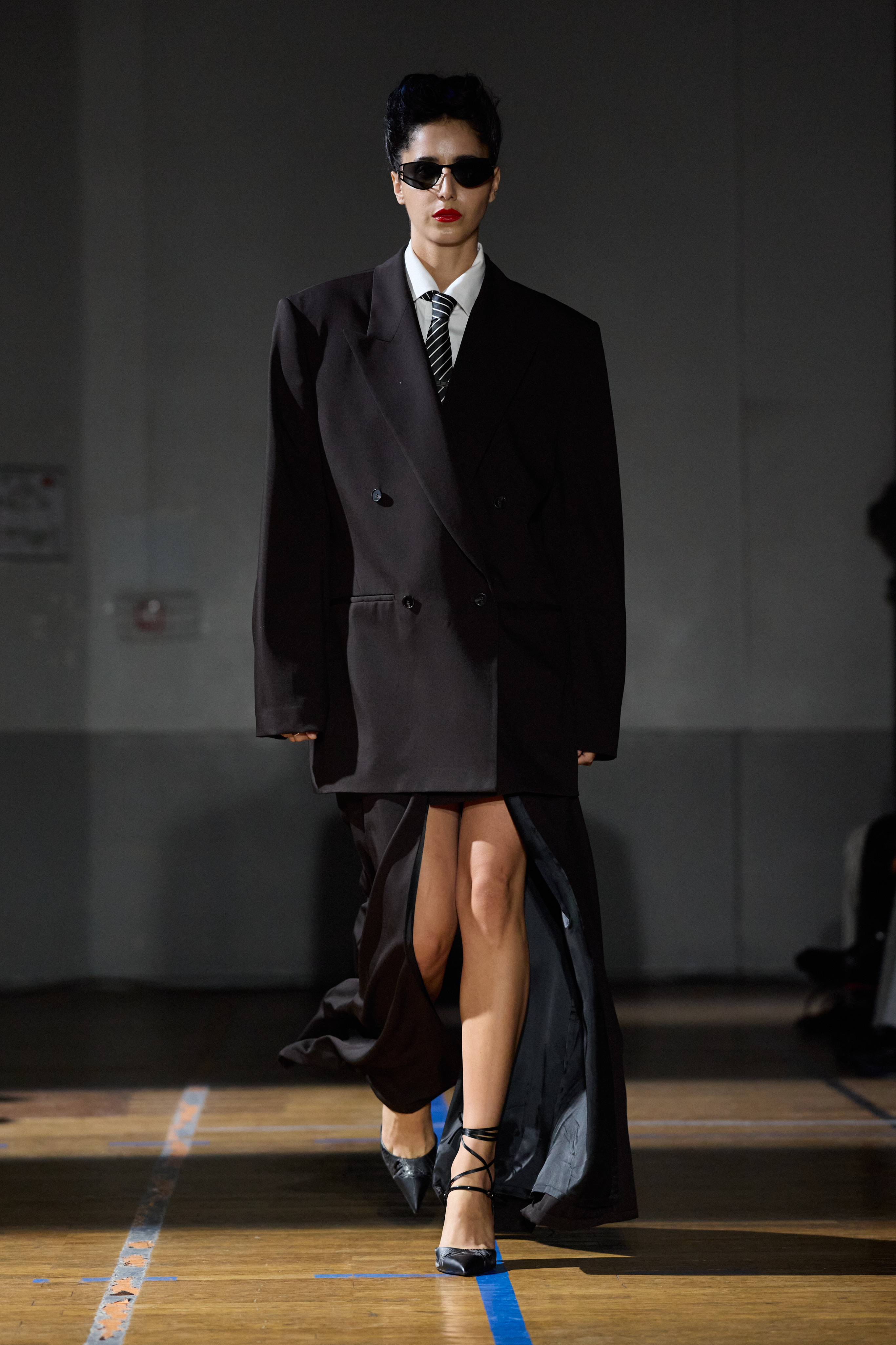 Heaven Wears Black, Hell Smells Like Summer: LGN SS27 Heaven Wears Black, Hell Smells Like Summer: LGN SS27 Vanity Teen 虚荣青年