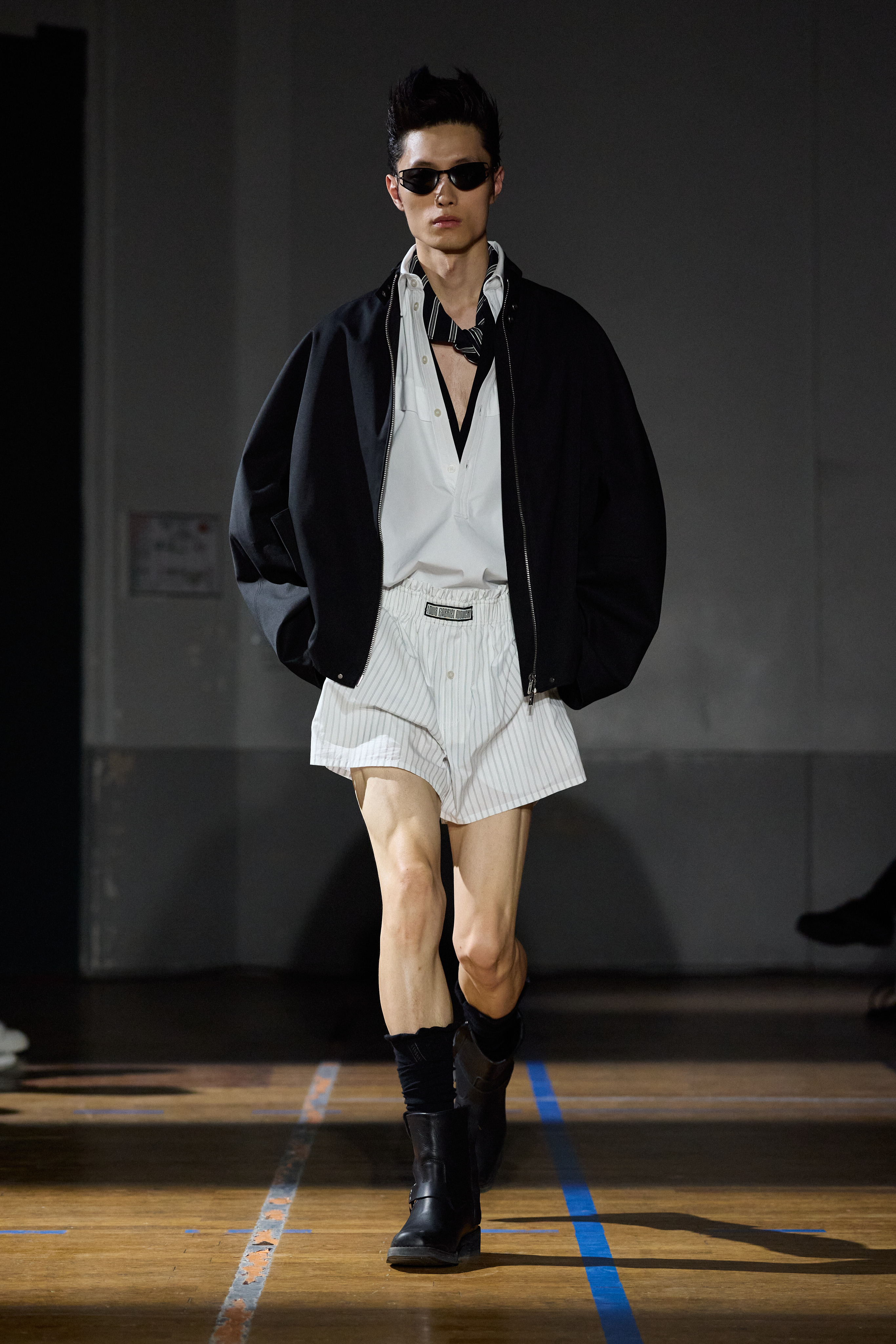 Heaven Wears Black, Hell Smells Like Summer: LGN SS27 Heaven Wears Black, Hell Smells Like Summer: LGN SS27 Vanity Teen 虚荣青年