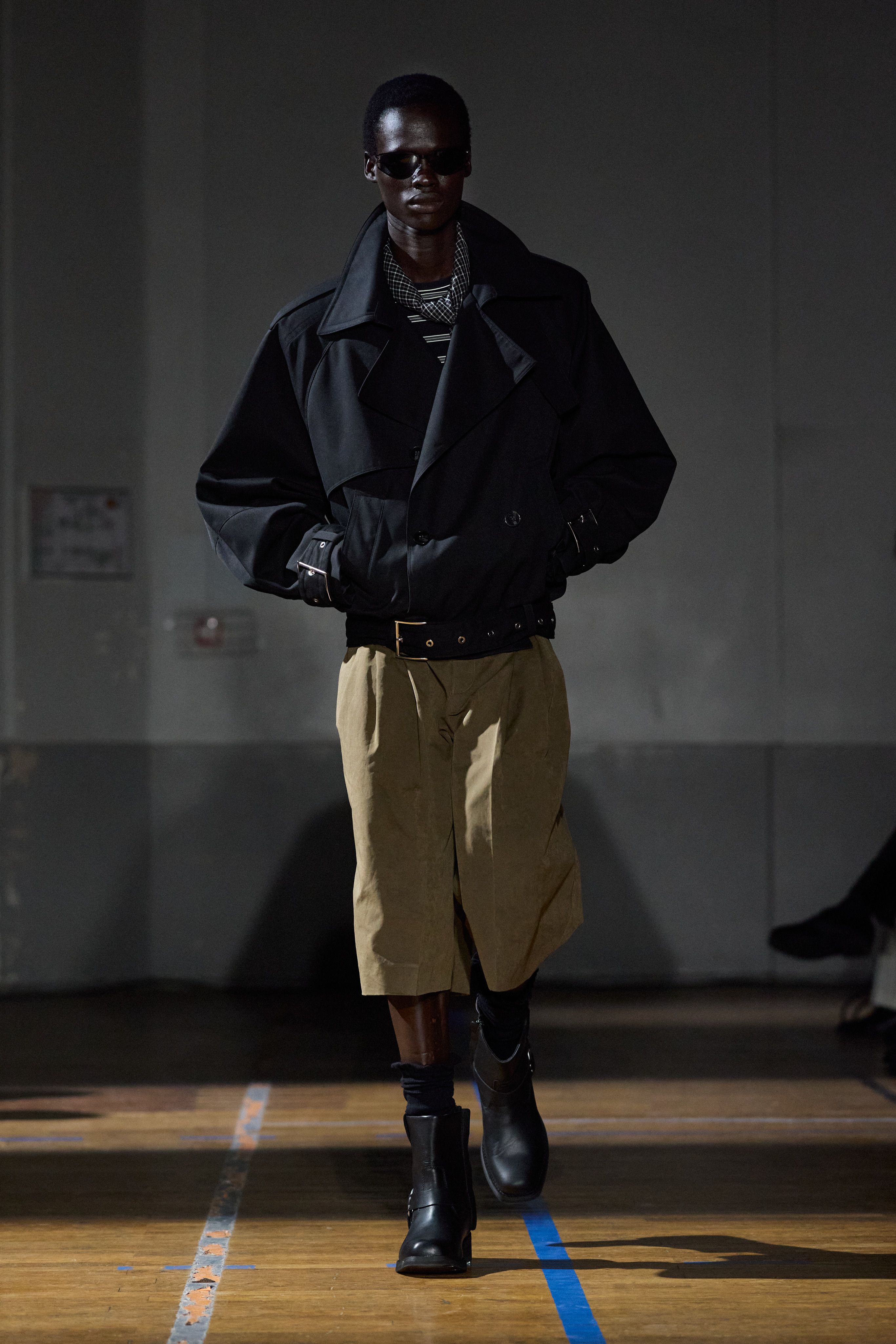 Heaven Wears Black, Hell Smells Like Summer: LGN SS27 Heaven Wears Black, Hell Smells Like Summer: LGN SS27 Vanity Teen 虚荣青年