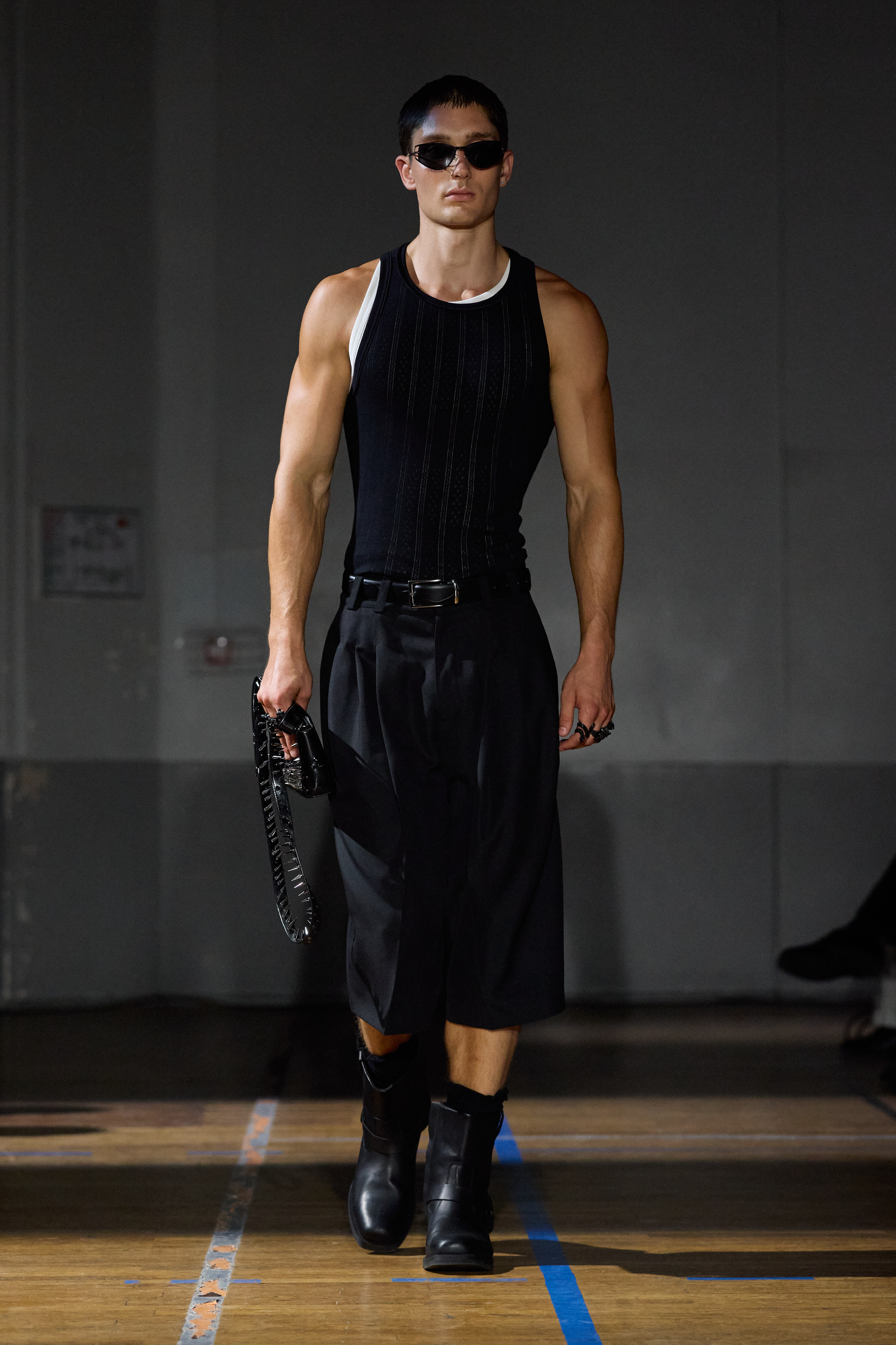 Heaven Wears Black, Hell Smells Like Summer: LGN SS27 Heaven Wears Black, Hell Smells Like Summer: LGN SS27 Vanity Teen 虚荣青年