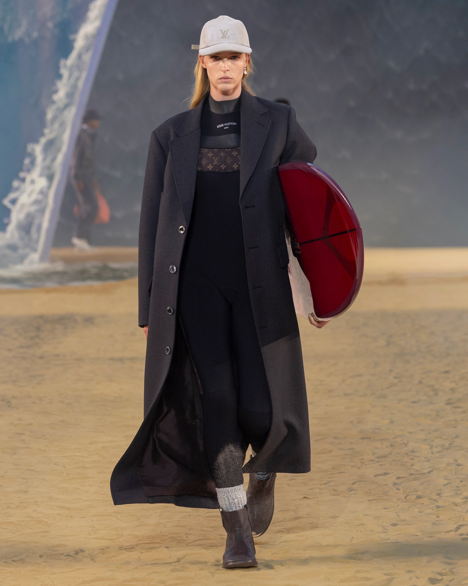 Louis Vuitton Men's Spring/Summer 2027: Pharrell's Global Beach Club Has Arrived Louis Vuitton Men's Spring/Summer 2027: Pharrell's Global Beach Club Has Arrived Vanity Teen 虚荣青年