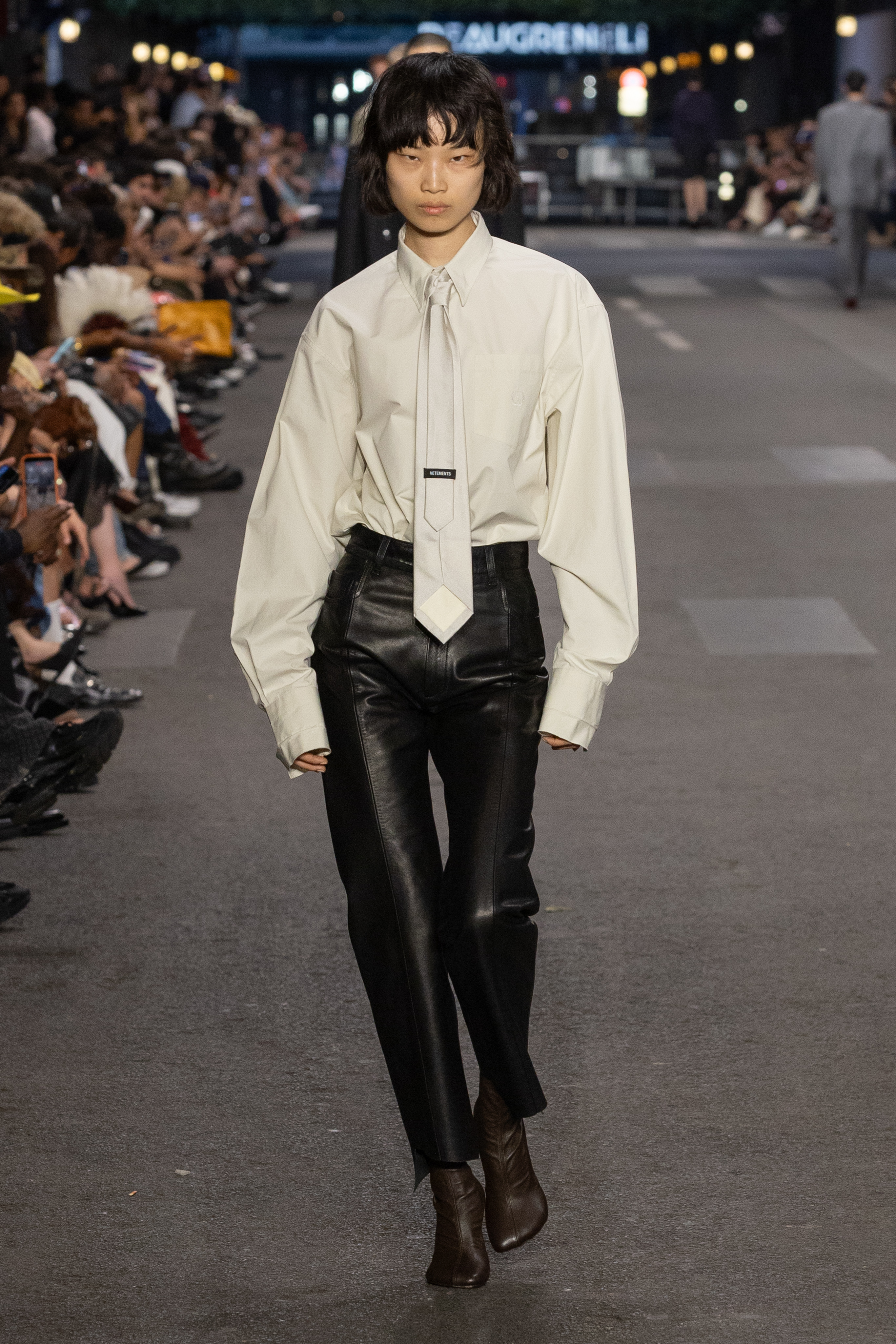 VETEMENTS SPRING SUMMER 2027: EVERYTHING IS NORMAL. UNTIL IT ISN’T VETEMENTS SPRING SUMMER 2027: EVERYTHING IS NORMAL. UNTIL IT ISN’T Vanity Teen 虚荣青年
