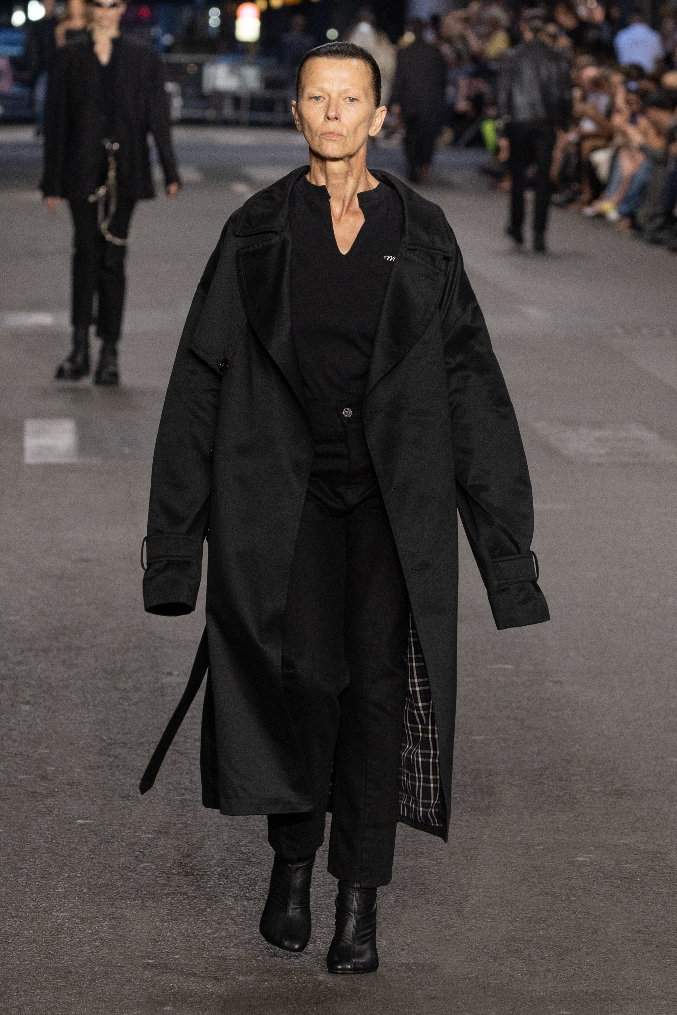 VETEMENTS SPRING SUMMER 2027: EVERYTHING IS NORMAL. UNTIL IT ISN’T VETEMENTS SPRING SUMMER 2027: EVERYTHING IS NORMAL. UNTIL IT ISN’T Vanity Teen 虚荣青年