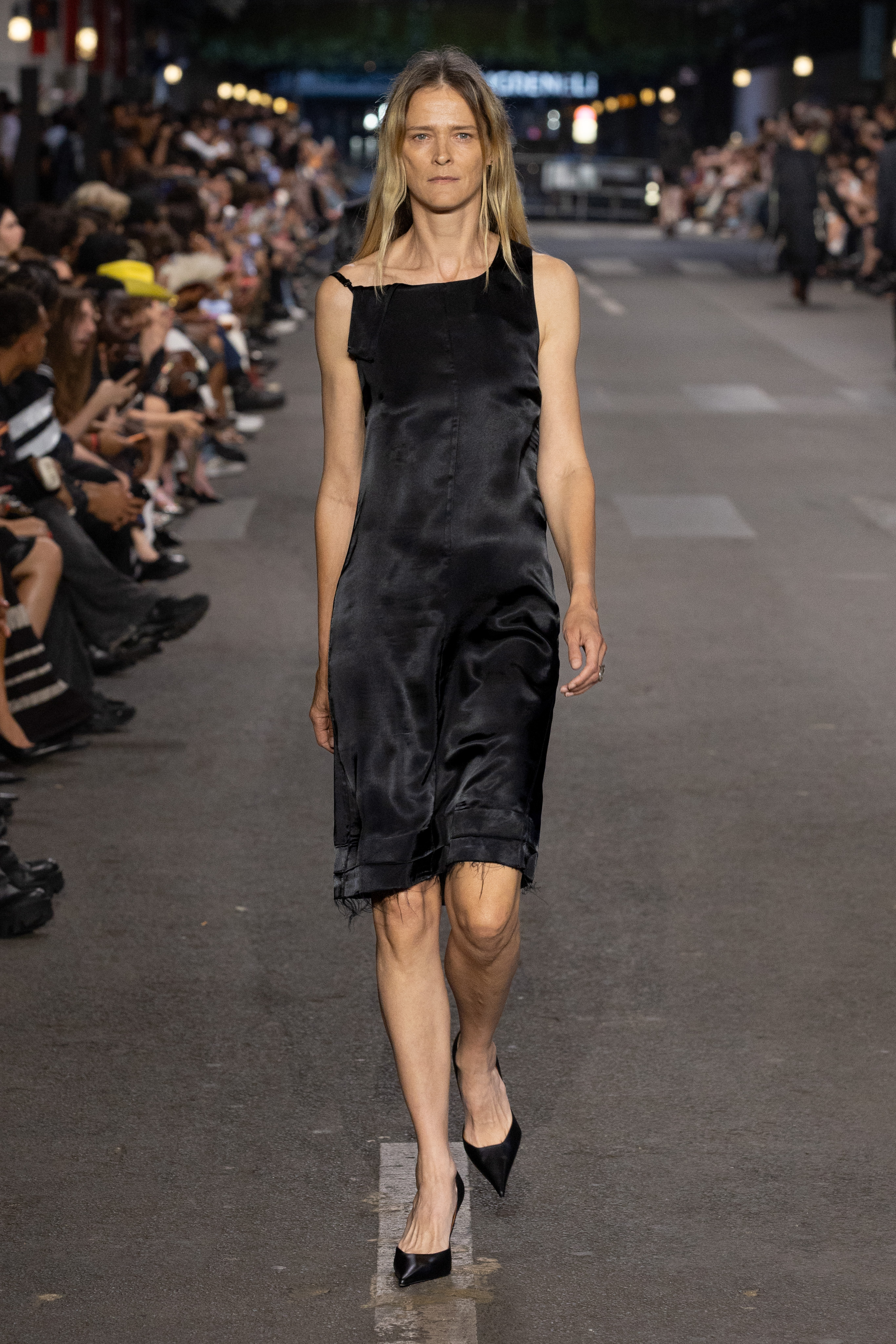 VETEMENTS SPRING SUMMER 2027: EVERYTHING IS NORMAL. UNTIL IT ISN’T VETEMENTS SPRING SUMMER 2027: EVERYTHING IS NORMAL. UNTIL IT ISN’T Vanity Teen 虚荣青年