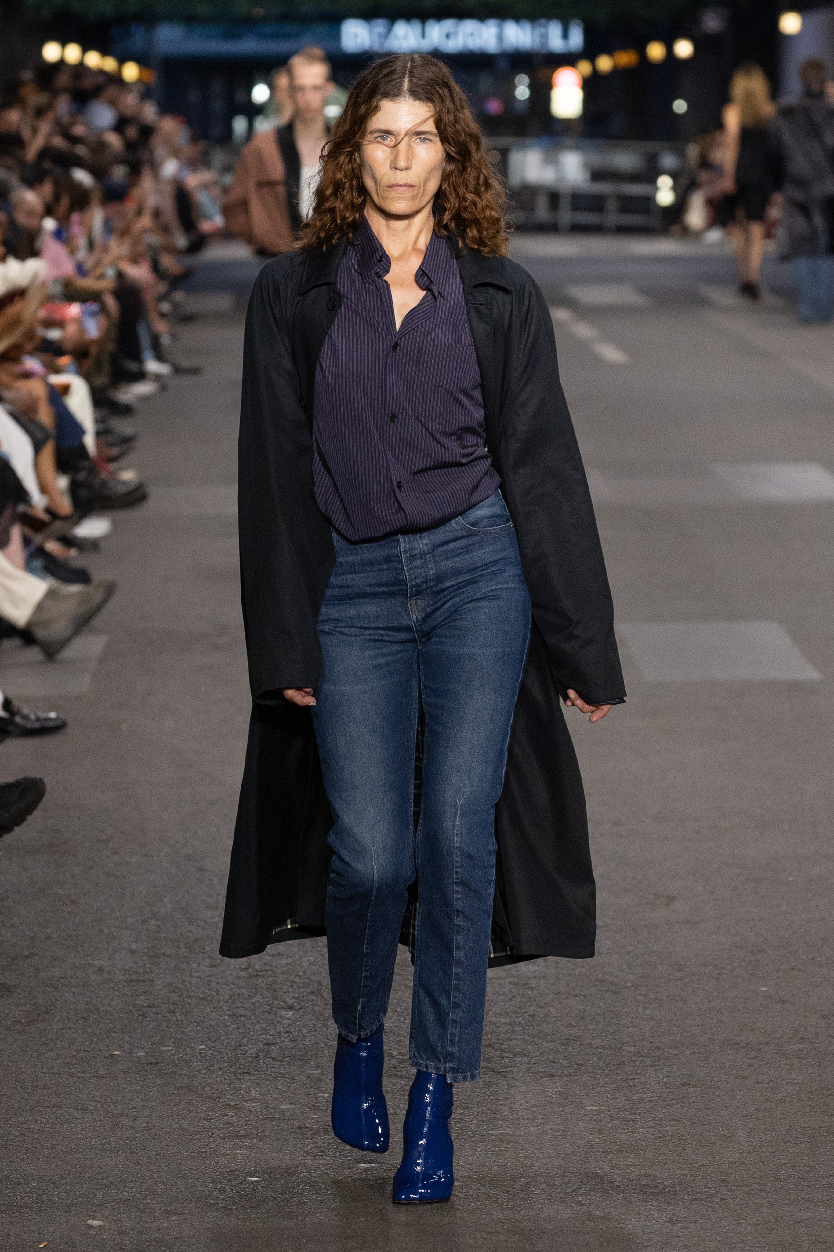 VETEMENTS SPRING SUMMER 2027: EVERYTHING IS NORMAL. UNTIL IT ISN’T VETEMENTS SPRING SUMMER 2027: EVERYTHING IS NORMAL. UNTIL IT ISN’T Vanity Teen 虚荣青年