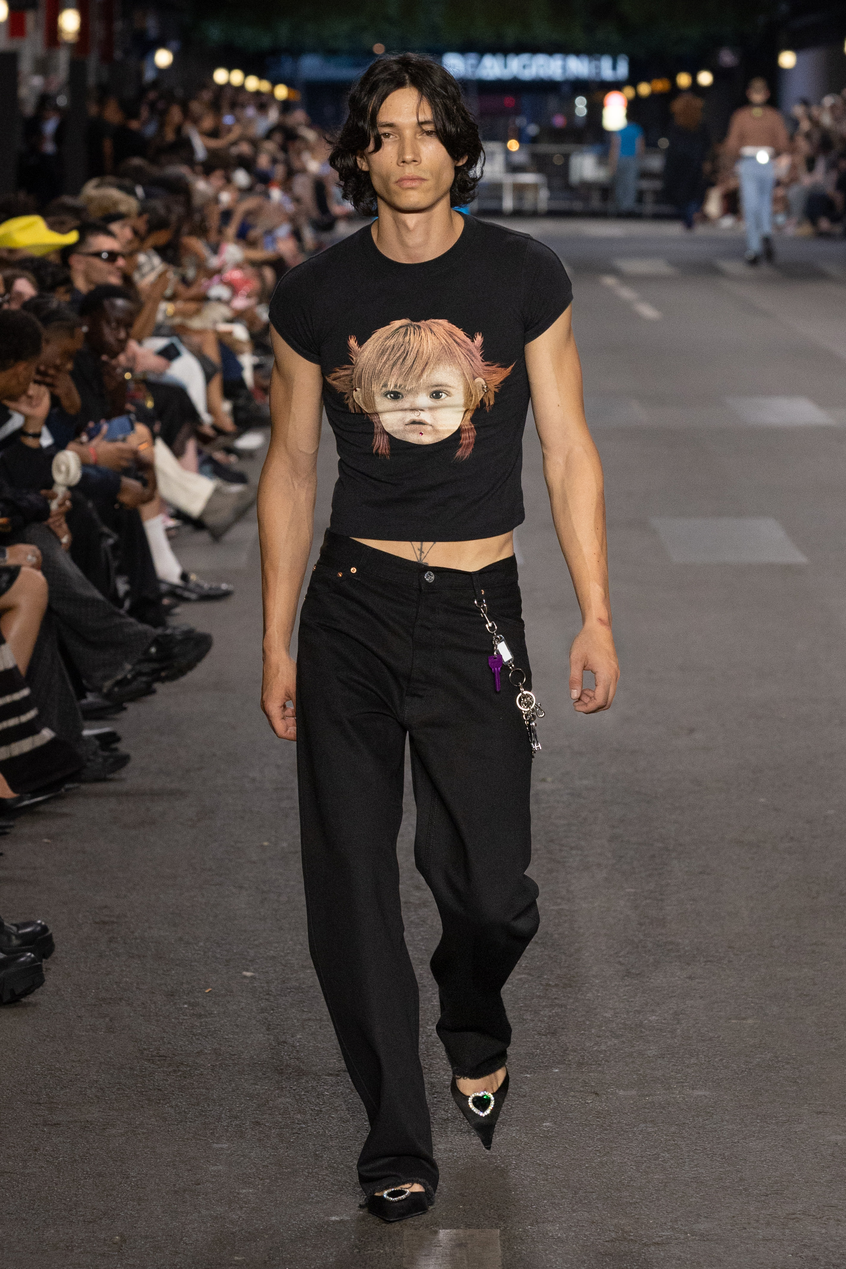 VETEMENTS SPRING SUMMER 2027: EVERYTHING IS NORMAL. UNTIL IT ISN’T VETEMENTS SPRING SUMMER 2027: EVERYTHING IS NORMAL. UNTIL IT ISN’T Vanity Teen 虚荣青年