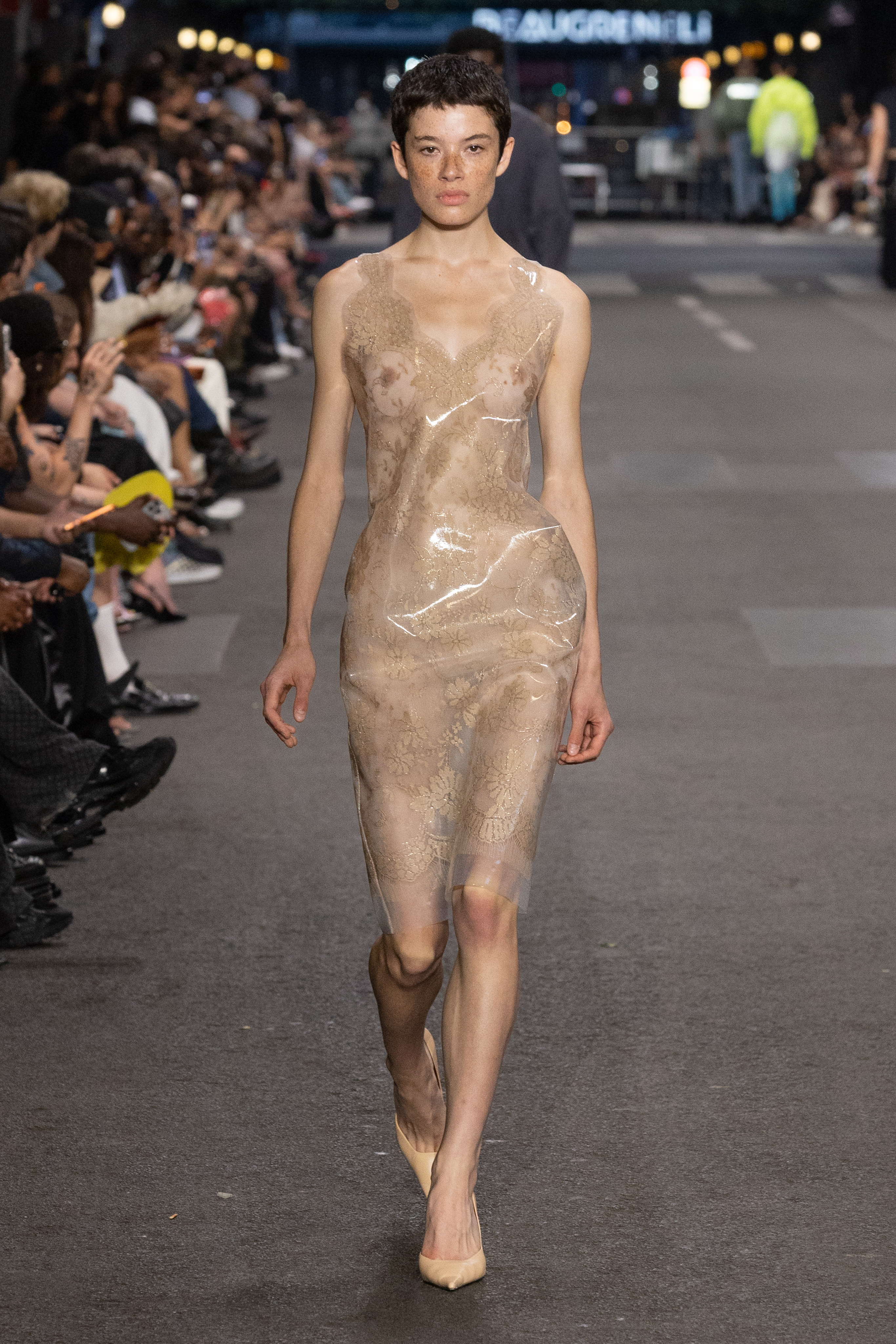 VETEMENTS SPRING SUMMER 2027: EVERYTHING IS NORMAL. UNTIL IT ISN’T VETEMENTS SPRING SUMMER 2027: EVERYTHING IS NORMAL. UNTIL IT ISN’T Vanity Teen 虚荣青年