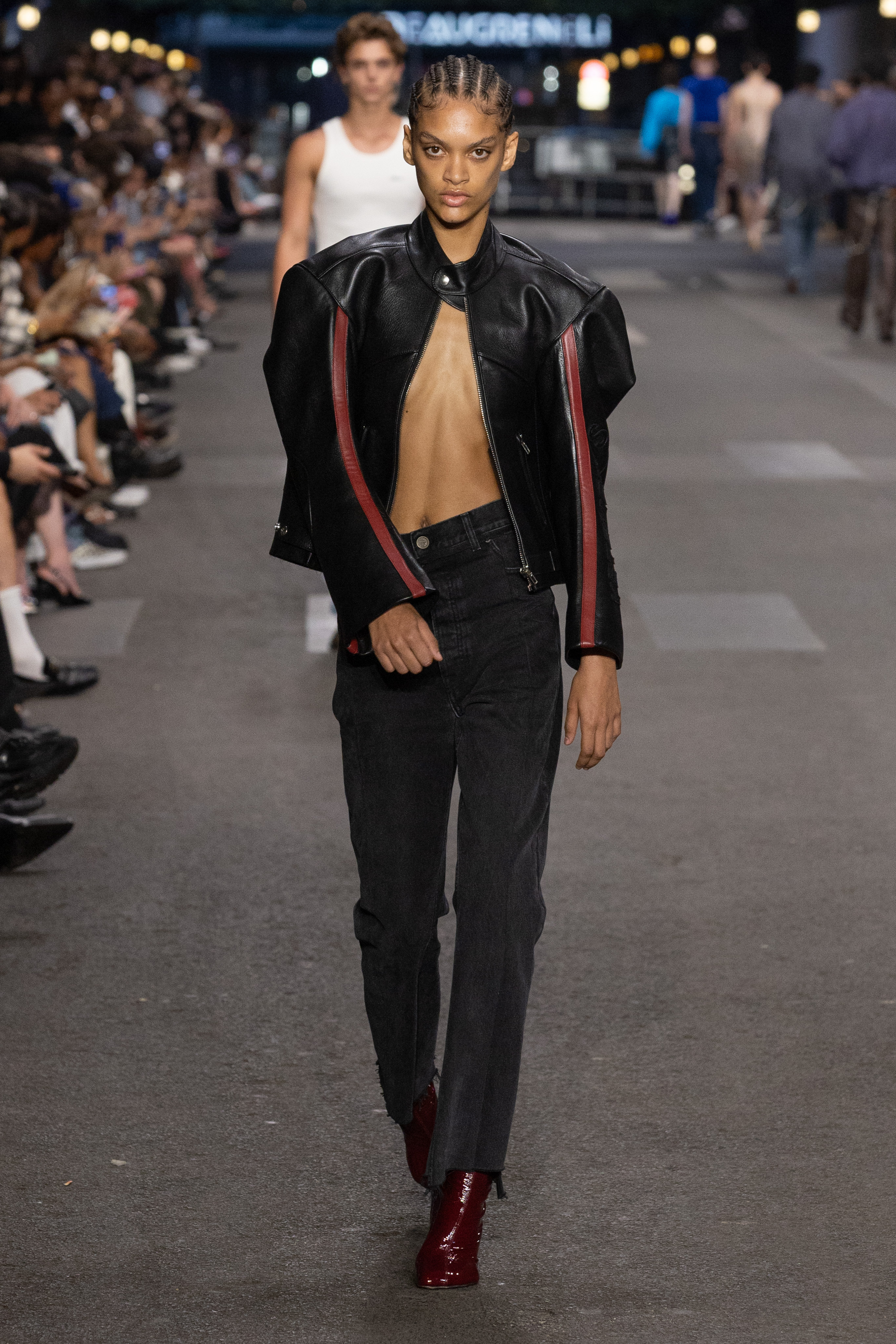 VETEMENTS SPRING SUMMER 2027: EVERYTHING IS NORMAL. UNTIL IT ISN’T VETEMENTS SPRING SUMMER 2027: EVERYTHING IS NORMAL. UNTIL IT ISN’T Vanity Teen 虚荣青年