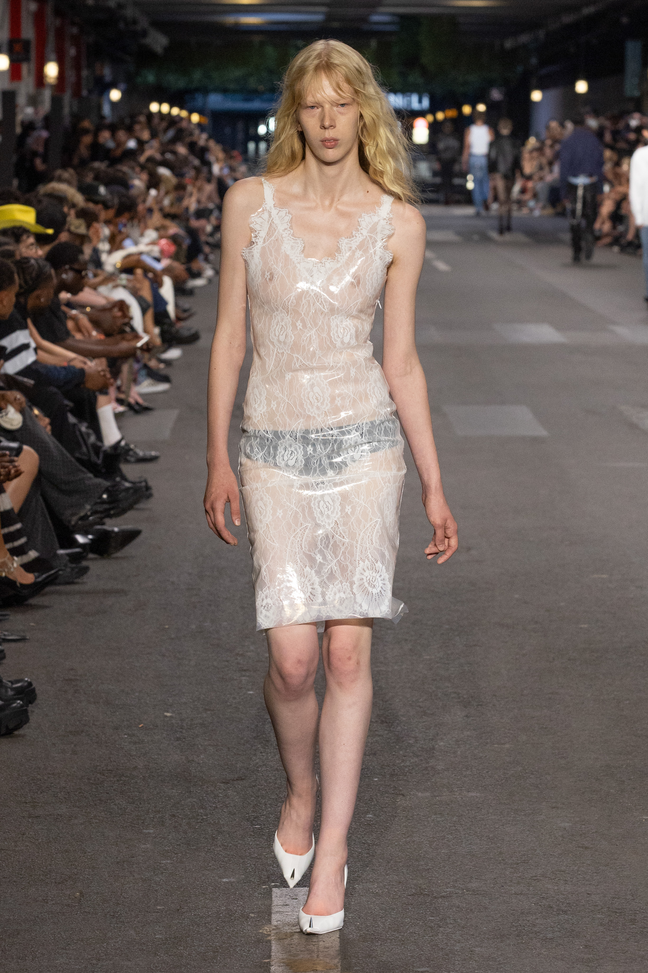 VETEMENTS SPRING SUMMER 2027: EVERYTHING IS NORMAL. UNTIL IT ISN’T VETEMENTS SPRING SUMMER 2027: EVERYTHING IS NORMAL. UNTIL IT ISN’T Vanity Teen 虚荣青年