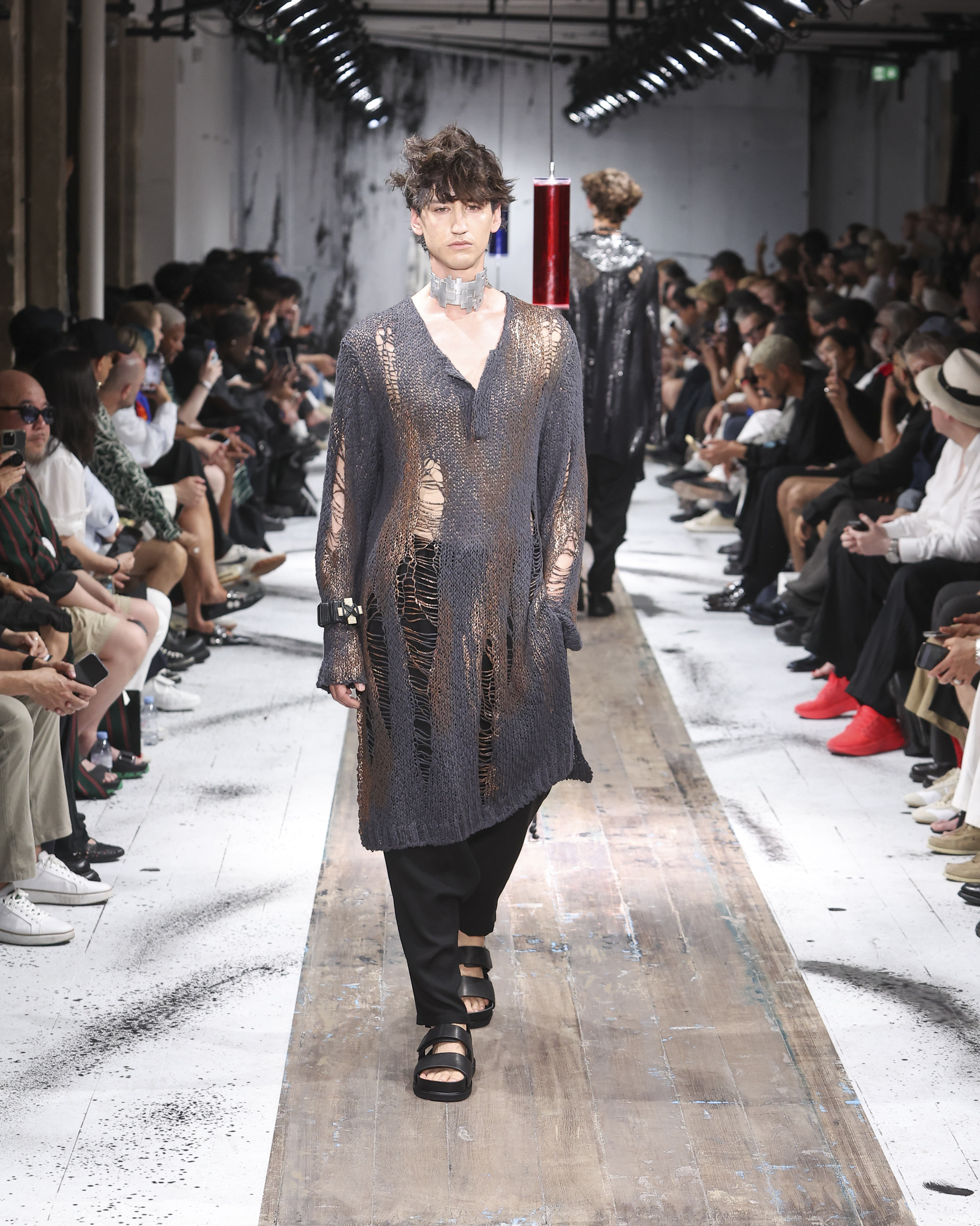 Yohji Yamamoto Spring/Summer 2027: Dressing for the End of Cool Yohji Yamamoto Spring/Summer 2027: Dressing for the End of Cool Vanity Teen 虚荣青年