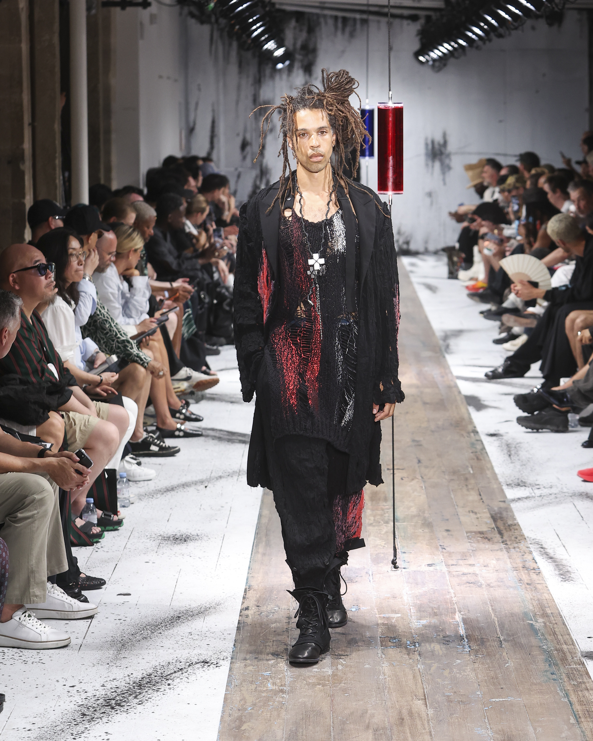 Yohji Yamamoto Spring/Summer 2027: Dressing for the End of Cool Yohji Yamamoto Spring/Summer 2027: Dressing for the End of Cool Vanity Teen 虚荣青年