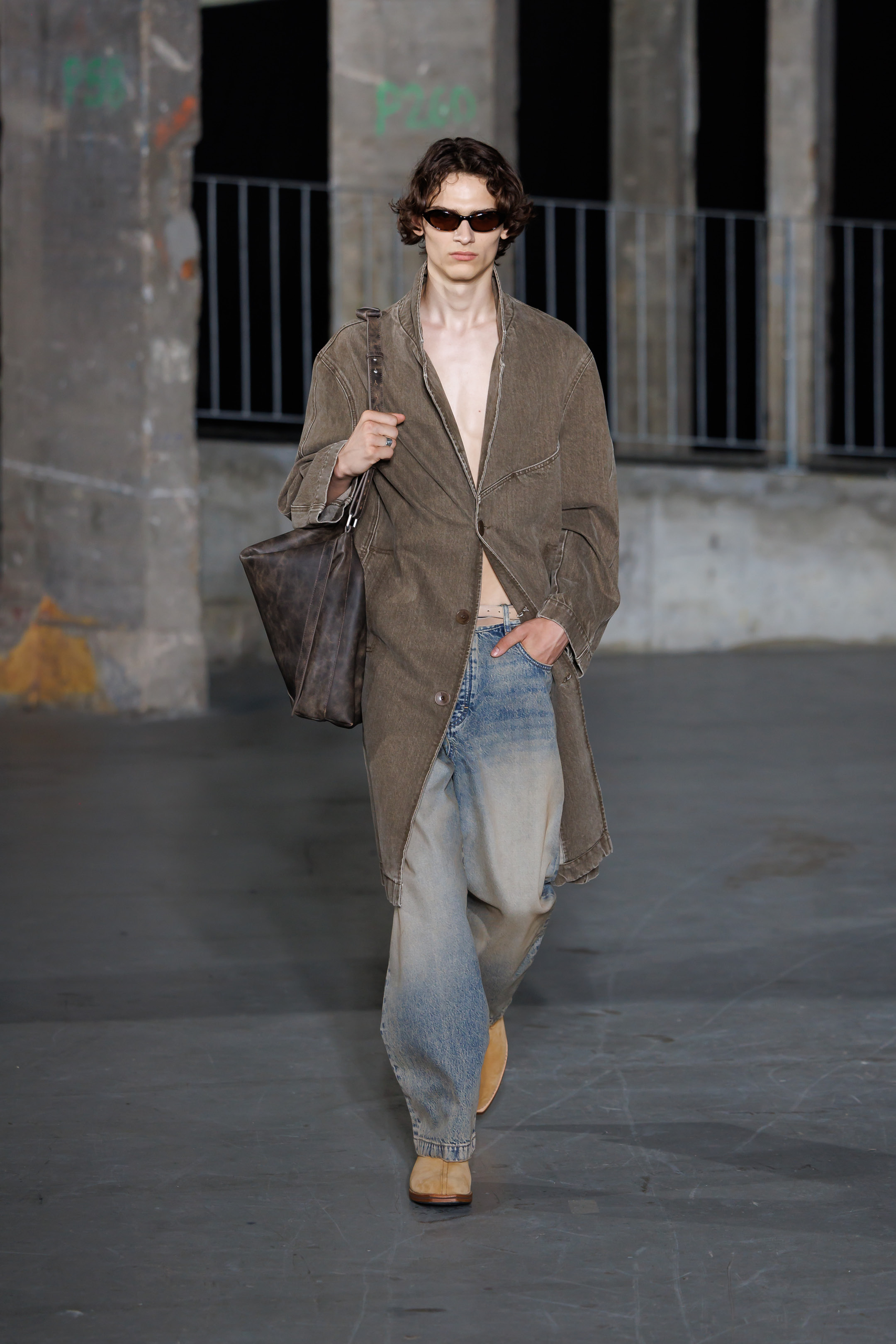 Paris Men’s Fashion Week SS27: Emerging Brands From Days 1–3 Paris Men’s Fashion Week SS27: Emerging Brands From Days 1–3 Vanity Teen 虚荣青年
