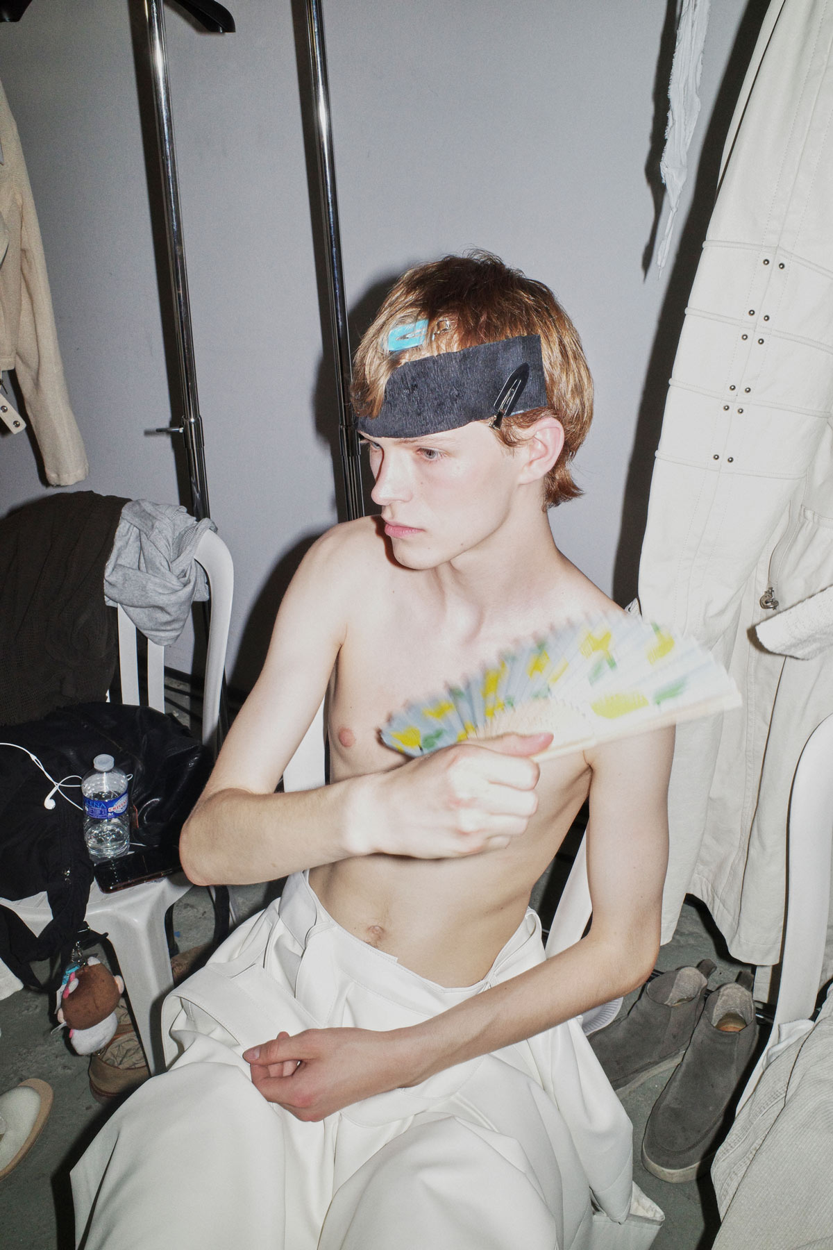 Behind the Scenes at SONGZIO Spring/Summer 2027 Behind the Scenes at SONGZIO Spring/Summer 2027 Vanity Teen 虚荣青年