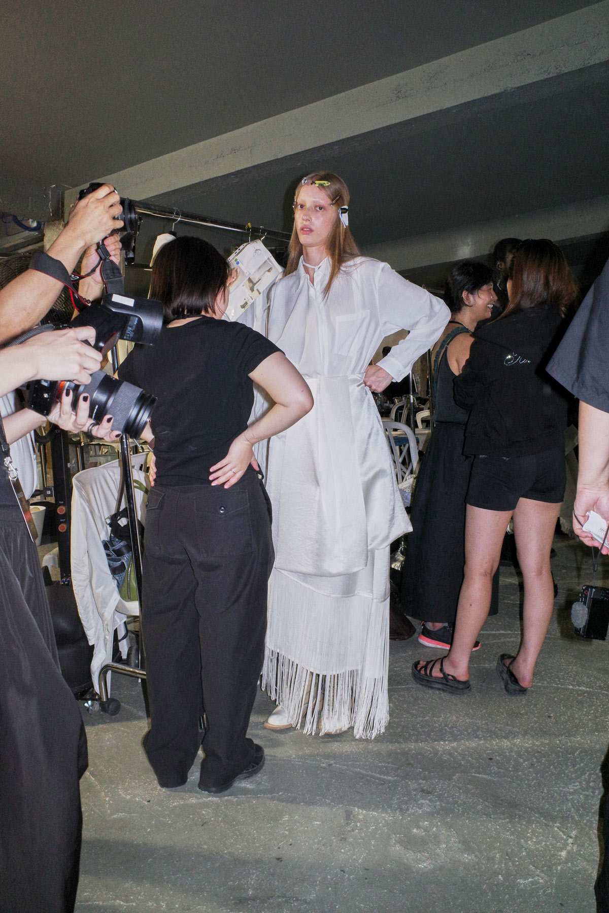 Behind the Scenes at SONGZIO Spring/Summer 2027 Behind the Scenes at SONGZIO Spring/Summer 2027 Vanity Teen 虚荣青年