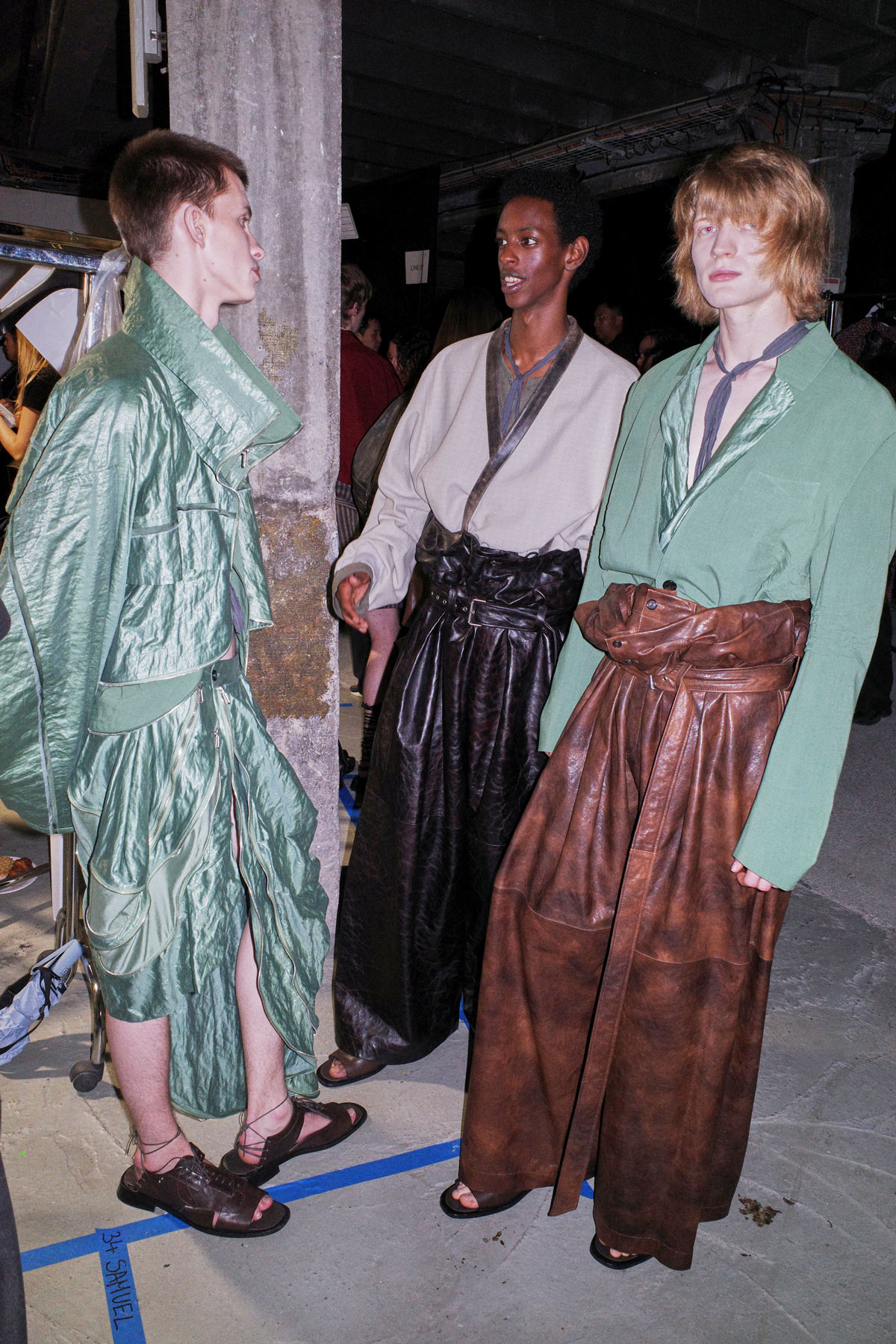 Behind the Scenes at SONGZIO Spring/Summer 2027 Behind the Scenes at SONGZIO Spring/Summer 2027 Vanity Teen 虚荣青年