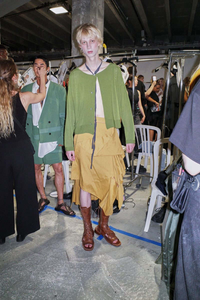 Behind the Scenes at SONGZIO Spring/Summer 2027 Behind the Scenes at SONGZIO Spring/Summer 2027 Vanity Teen 虚荣青年