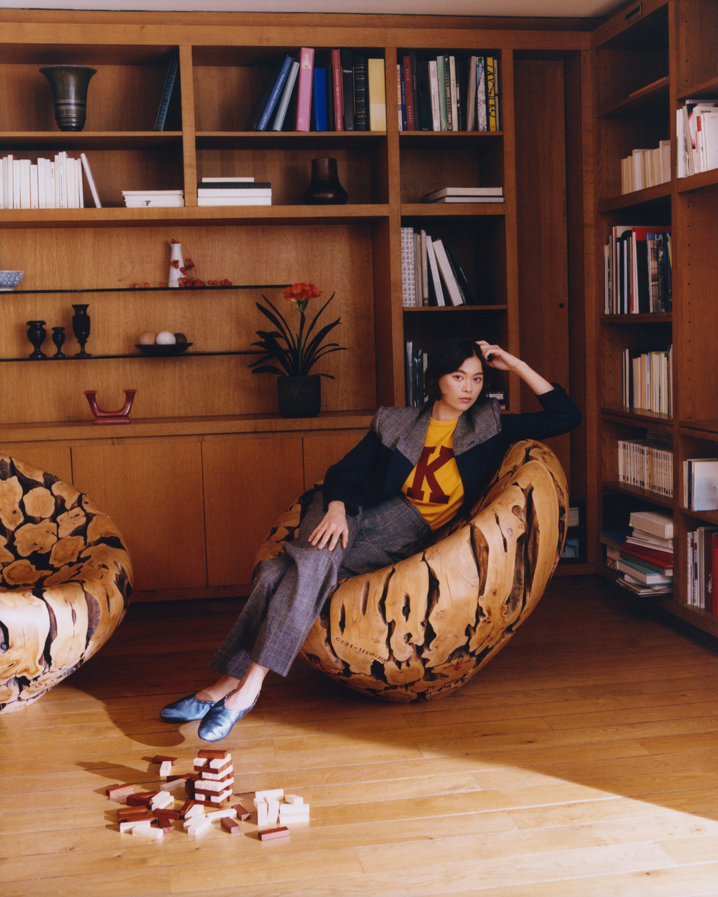 Home Is the New Luxury: Why Kenzo’s FW26 Campaign Chooses Quiet Over Noise Vanity Teen 虚荣青年 Home Is the New Luxury: Why Kenzo’s FW26 Campaign Chooses Quiet Over Noise Home Is the New Luxury: Why Kenzo’s FW26 Campaign Chooses Quiet Over Noise Vanity Teen 虚荣青年