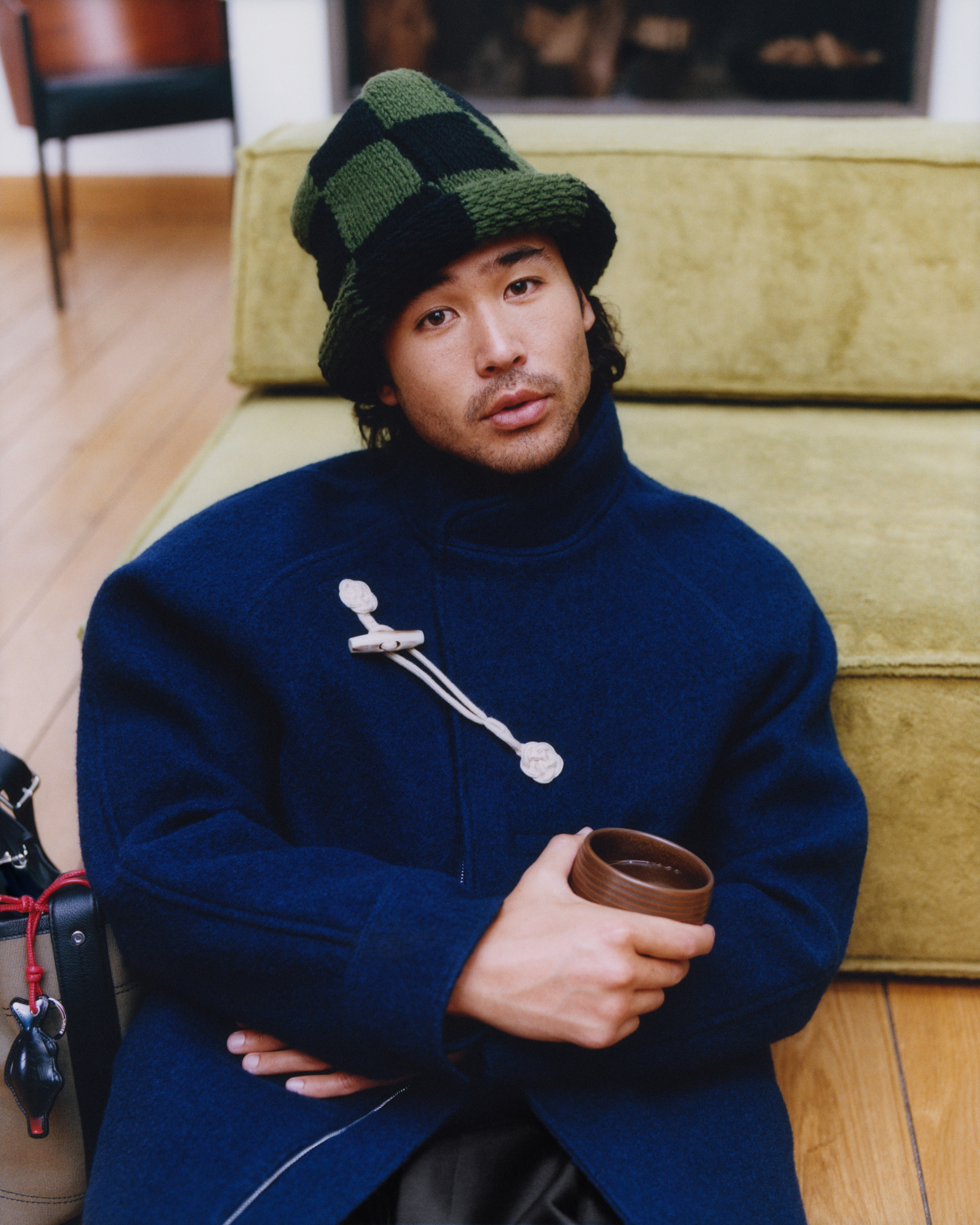 Home Is the New Luxury: Why Kenzo’s FW26 Campaign Chooses Quiet Over Noise Vanity Teen 虚荣青年 Home Is the New Luxury: Why Kenzo’s FW26 Campaign Chooses Quiet Over Noise Home Is the New Luxury: Why Kenzo’s FW26 Campaign Chooses Quiet Over Noise Vanity Teen 虚荣青年