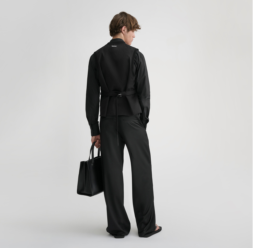 HELIOT EMIL SPRING SUMMER 2027: THE COLLECTION THAT REFUSES TO DISAPPEAR Vanity Teen 虚荣青年 HELIOT EMIL SPRING SUMMER 2027: THE COLLECTION THAT REFUSES TO DISAPPEAR HELIOT EMIL SPRING SUMMER 2027: THE COLLECTION THAT REFUSES TO DISAPPEAR Vanity Teen 虚荣青年