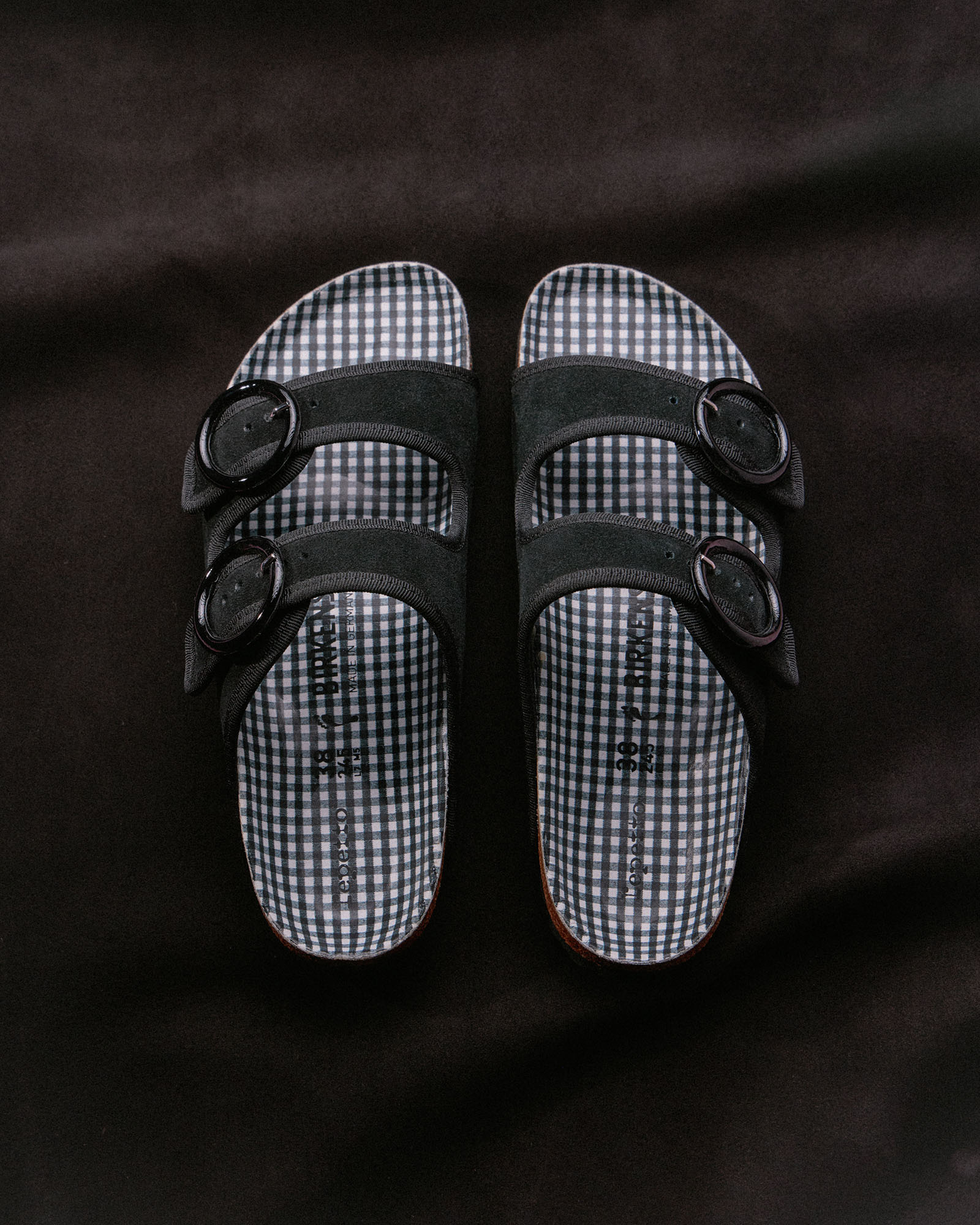 Balletcore Meets Orthopaedics: Why the Birkenstock x Repetto Collaboration Actually Makes Sense Vanity Teen 虚荣青年 Balletcore Meets Orthopaedics: Why the Birkenstock x Repetto Collaboration Actually Makes Sense Balletcore Meets Orthopaedics: Why the Birkenstock x Repetto Collaboration Actually Makes Sense Vanity Teen 虚荣青年