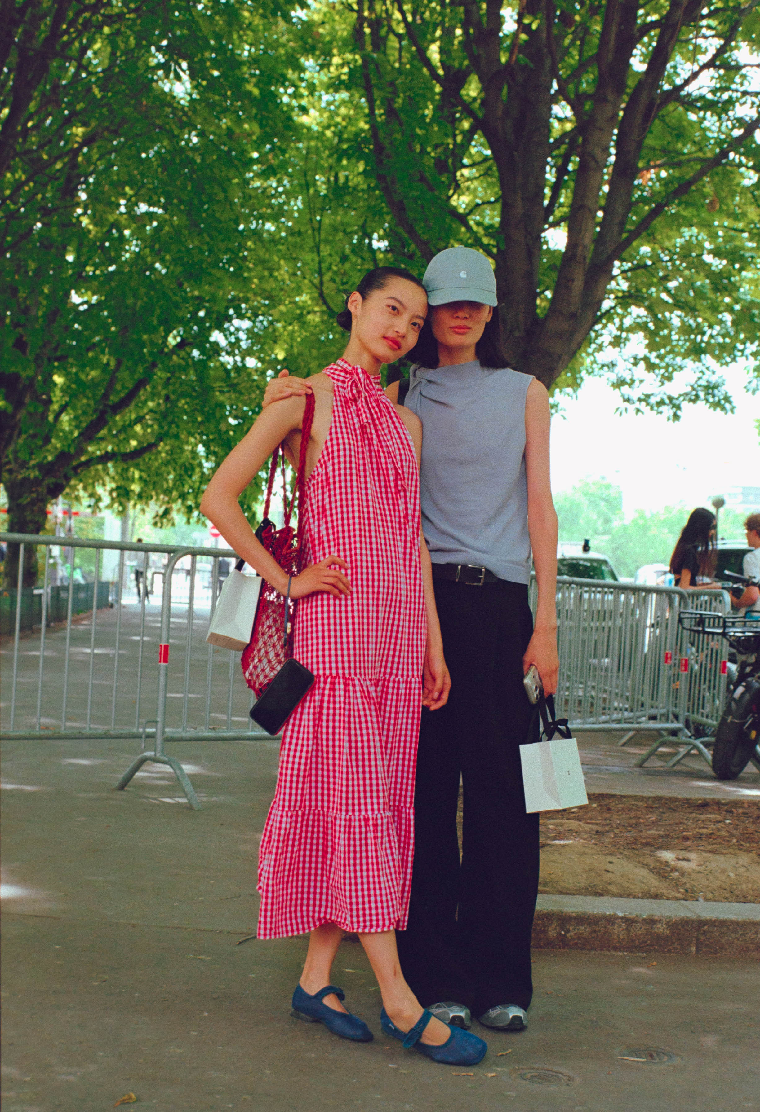 MODELS OFF DUTY - COUTURE, UNDONE Vanity Teen 虚荣青年 MODELS OFF DUTY - COUTURE, UNDONE MODELS OFF DUTY - COUTURE, UNDONE Vanity Teen 虚荣青年