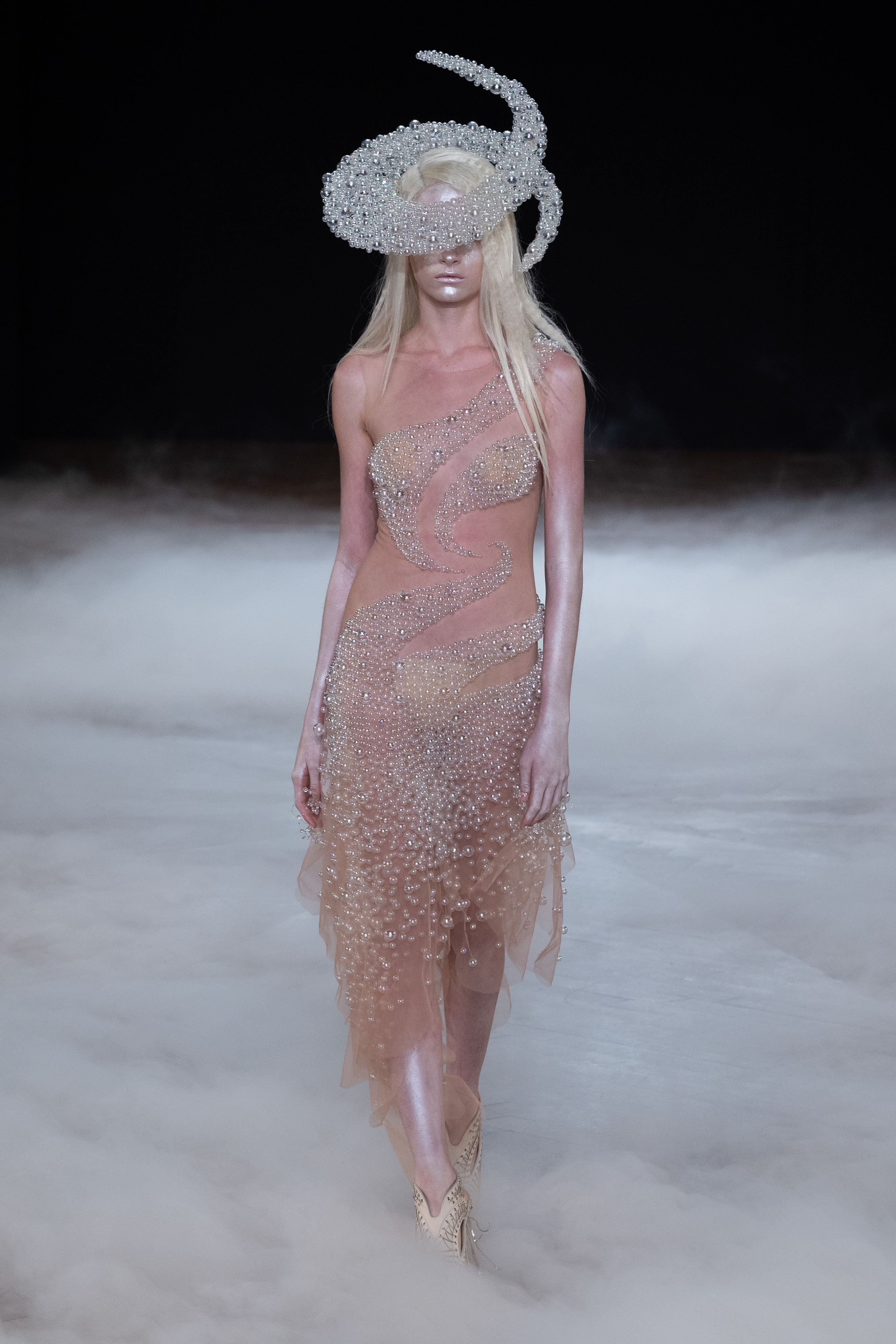 Iris van Herpen Haute Couture 2027: turning plasma into poetry Vanity Teen 虚荣青年 Iris van Herpen Haute Couture 2027: turning plasma into poetry Iris van Herpen Haute Couture 2027: turning plasma into poetry Vanity Teen 虚荣青年