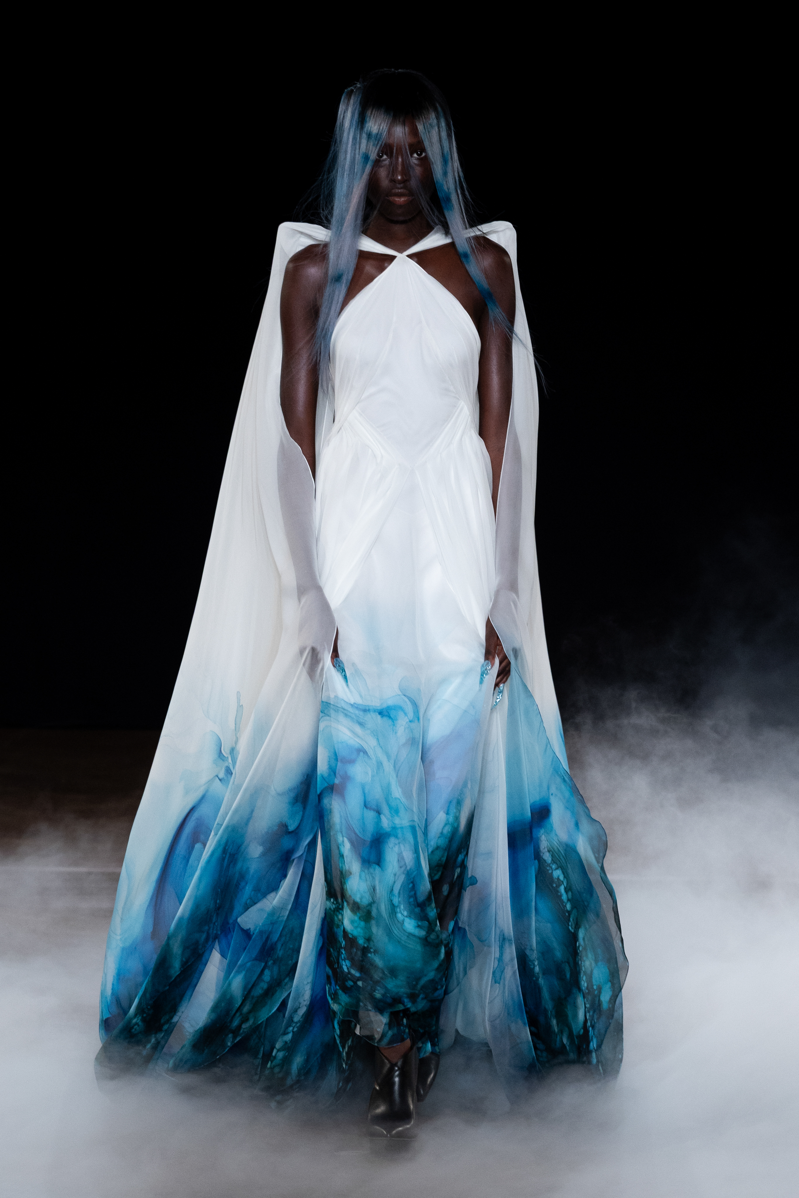 Iris van Herpen Haute Couture 2027: turning plasma into poetry Vanity Teen 虚荣青年 Iris van Herpen Haute Couture 2027: turning plasma into poetry Iris van Herpen Haute Couture 2027: turning plasma into poetry Vanity Teen 虚荣青年