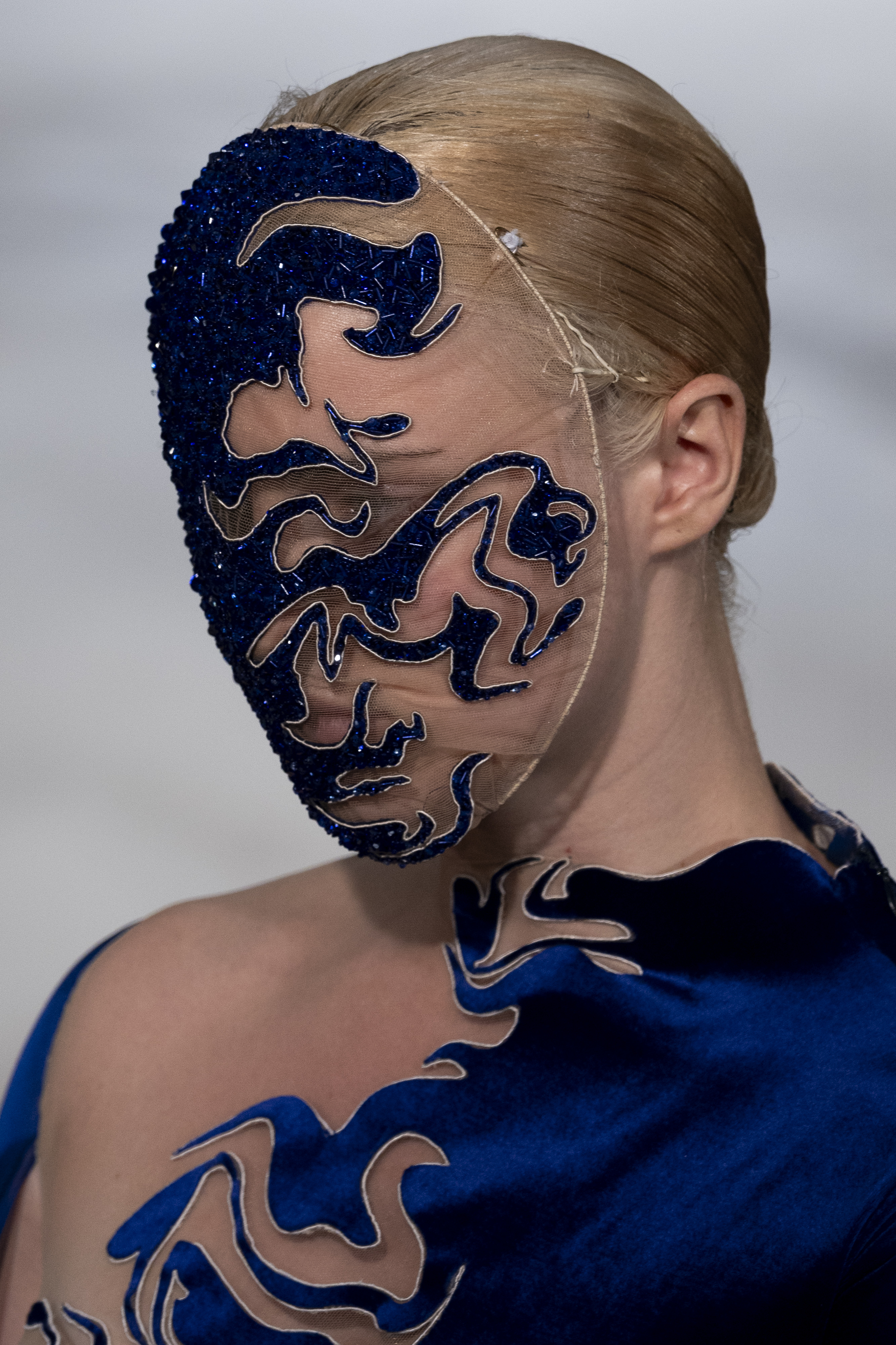Iris van Herpen Haute Couture 2027: turning plasma into poetry Vanity Teen 虚荣青年 Iris van Herpen Haute Couture 2027: turning plasma into poetry Iris van Herpen Haute Couture 2027: turning plasma into poetry Vanity Teen 虚荣青年