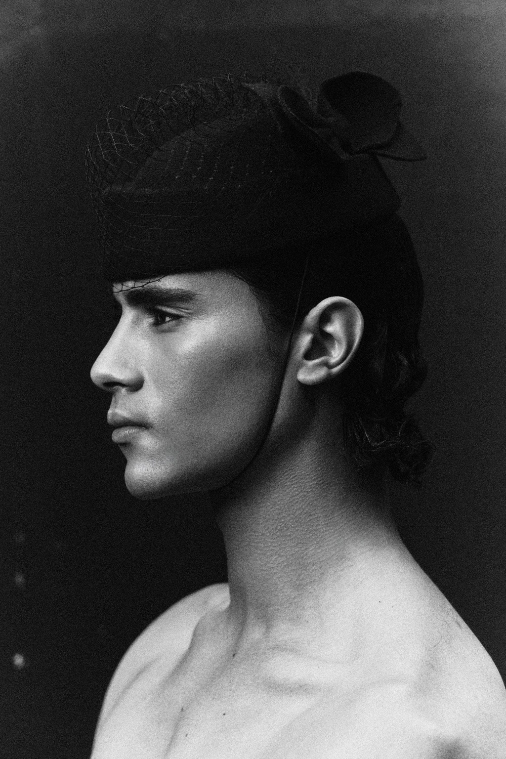Masculinity - The Quiet Strength of Kamal Sad Vanity Teen 虚荣青年 Masculinity - The Quiet Strength of Kamal Sad Masculinity - The Quiet Strength of Kamal Sad Vanity Teen 虚荣青年