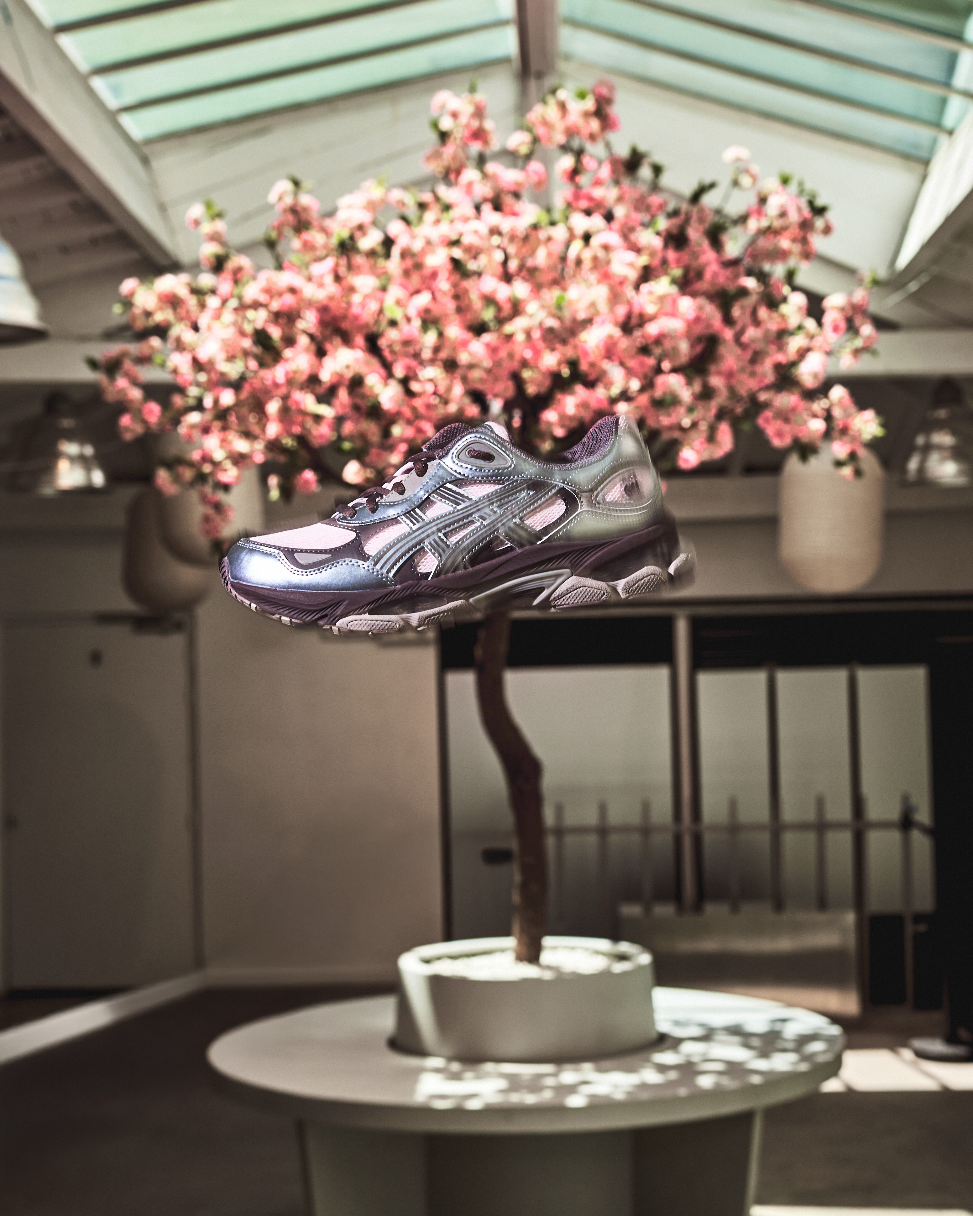 ASICS Is Turning Paris Into a Playground for the Senses ASICS Is Turning Paris Into a Playground for the Senses Vanity Teen 虚荣青年