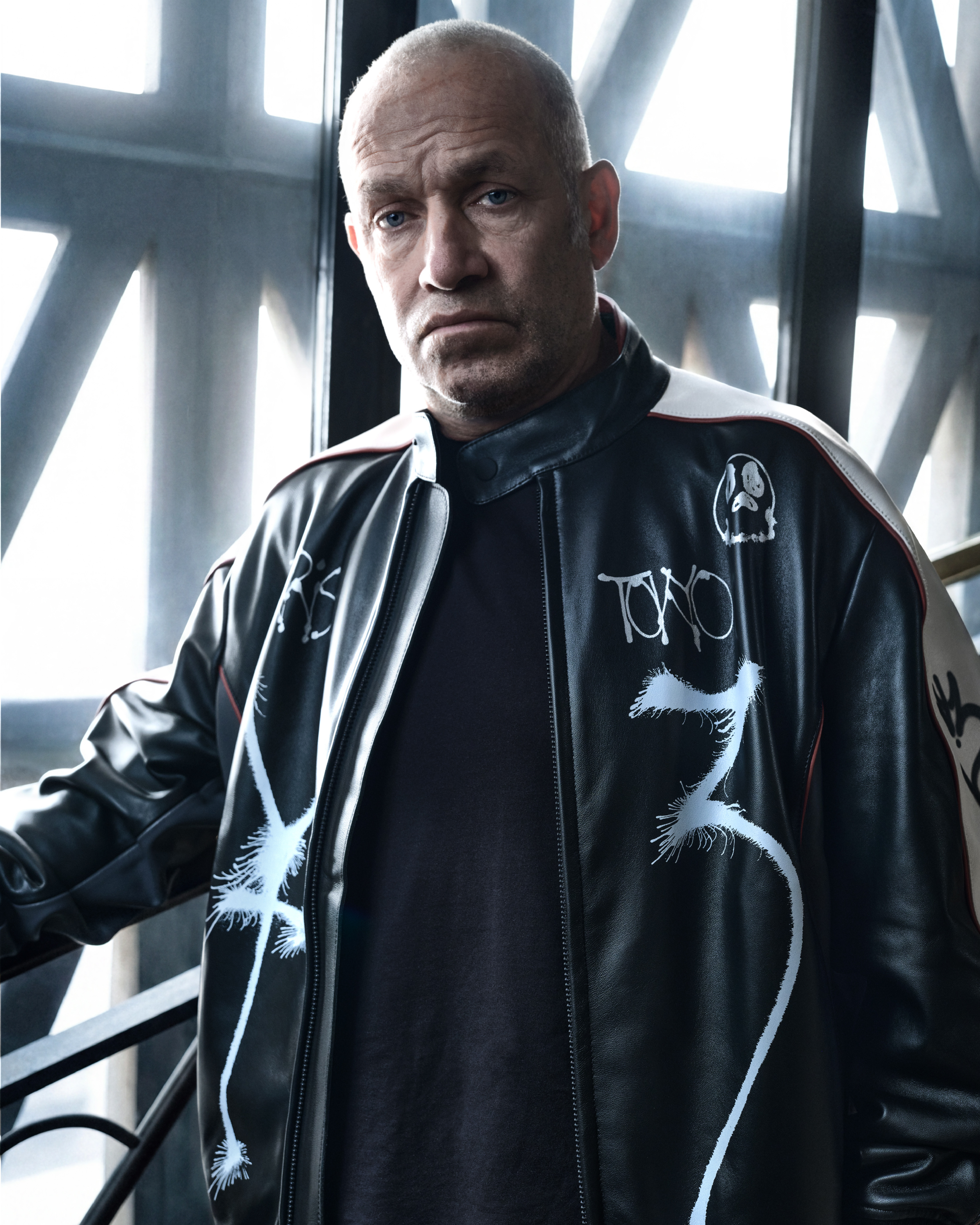 Mark Gonzales Doesn’t Model Y-3. He Becomes It. Vanity Teen 虚荣青年 Mark Gonzales Doesn’t Model Y-3. He Becomes It. Mark Gonzales Doesn’t Model Y-3. He Becomes It. Vanity Teen 虚荣青年