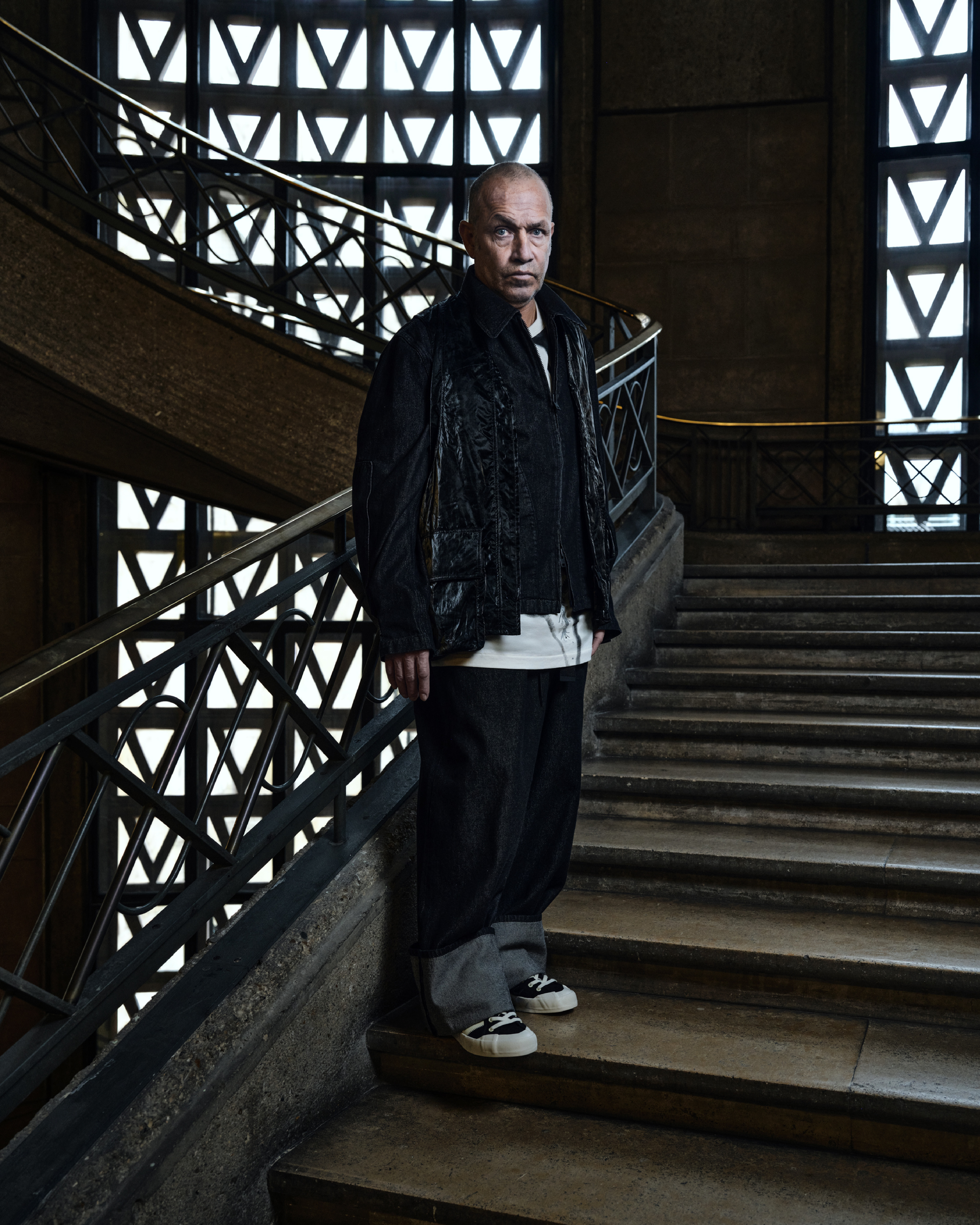 Mark Gonzales Doesn’t Model Y-3. He Becomes It. Vanity Teen 虚荣青年 Mark Gonzales Doesn’t Model Y-3. He Becomes It. Mark Gonzales Doesn’t Model Y-3. He Becomes It. Vanity Teen 虚荣青年