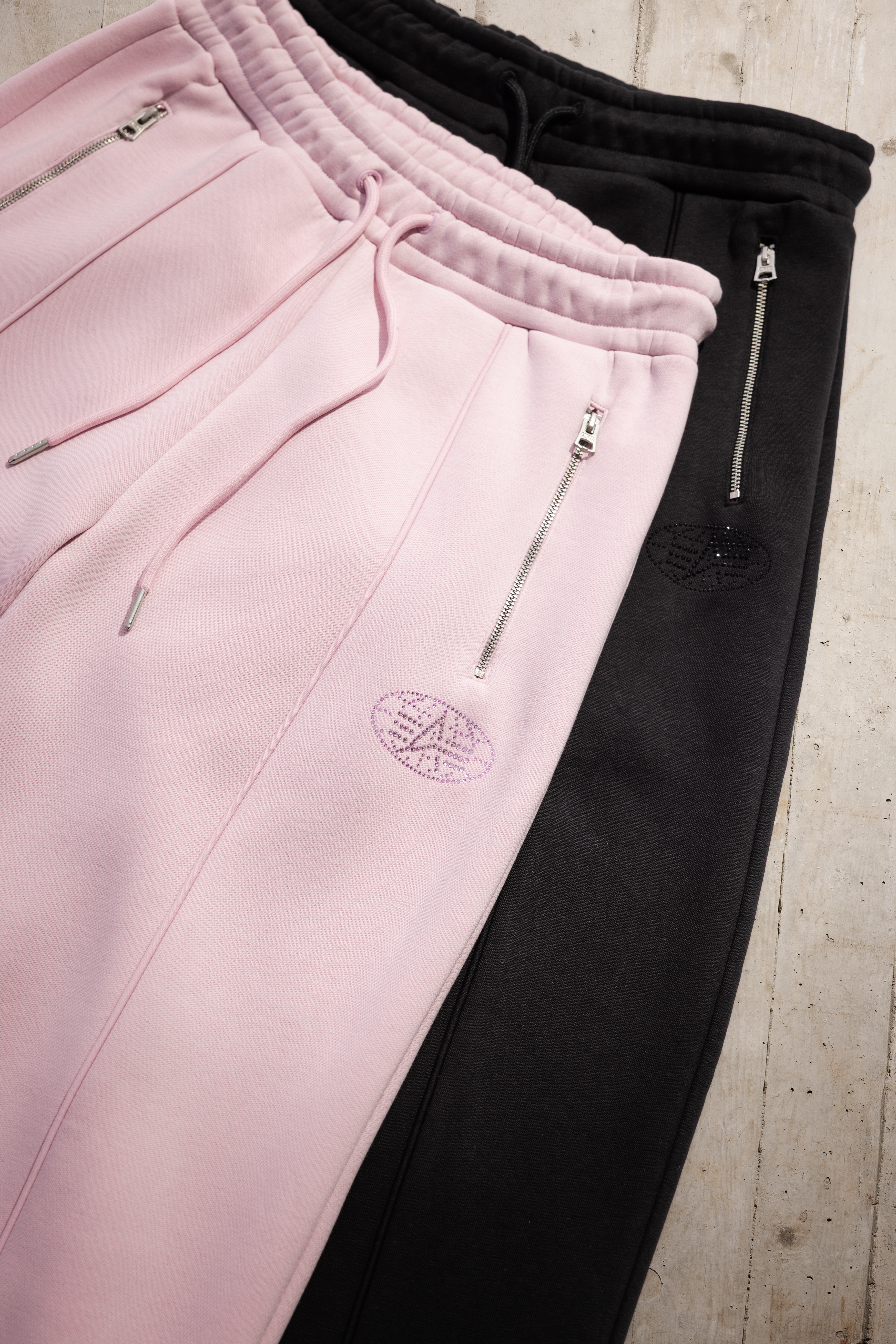Alpha Industries Keeps Summer Alive After Dark With The Summer Nights Edit Vanity Teen 虚荣青年 Alpha Industries Keeps Summer Alive After Dark With The Summer Nights Edit Alpha Industries Keeps Summer Alive After Dark With The Summer Nights Edit Vanity Teen 虚荣青年