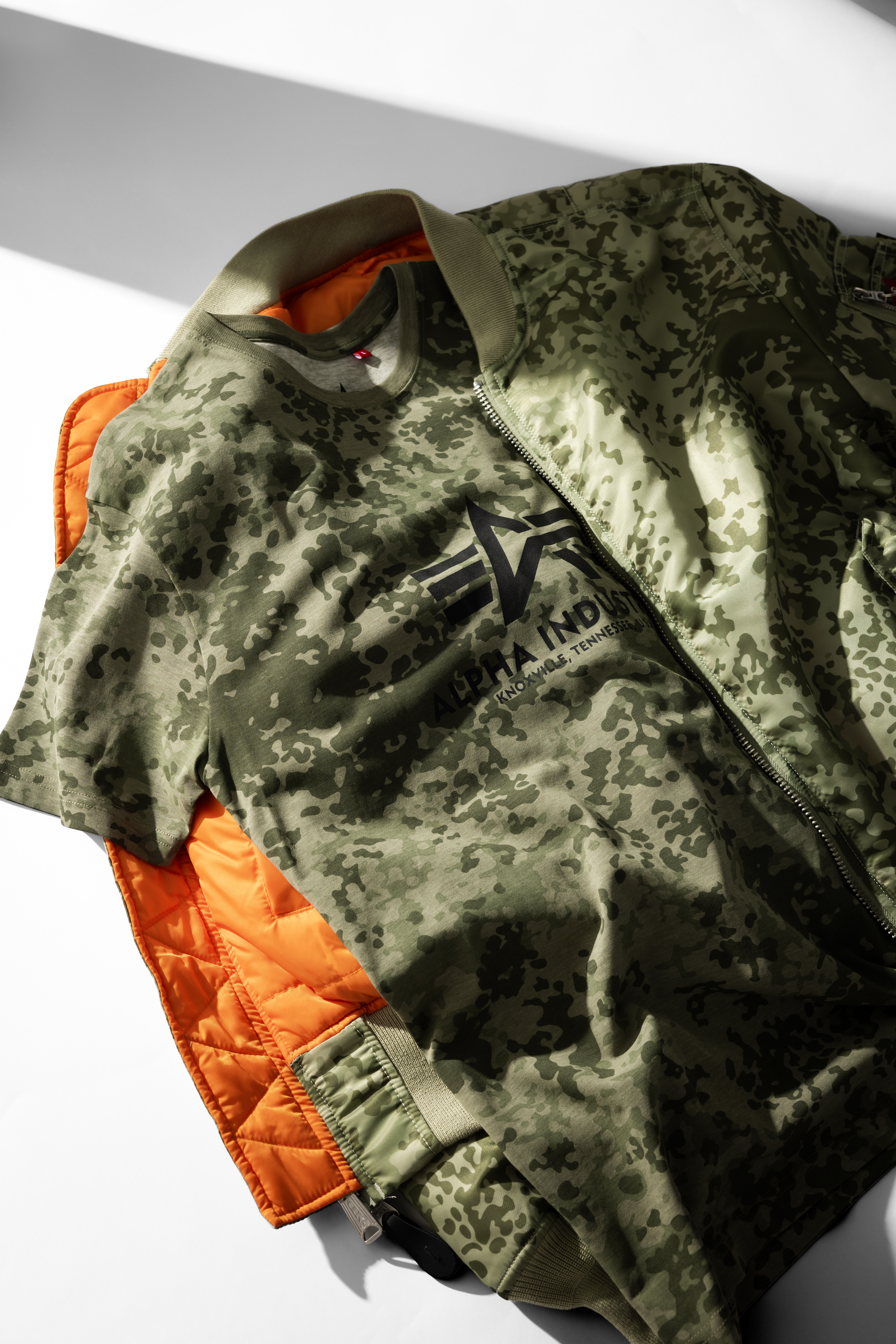 Alpha Industries Keeps Summer Alive After Dark With The Summer Nights Edit Vanity Teen 虚荣青年 Alpha Industries Keeps Summer Alive After Dark With The Summer Nights Edit Alpha Industries Keeps Summer Alive After Dark With The Summer Nights Edit Vanity Teen 虚荣青年