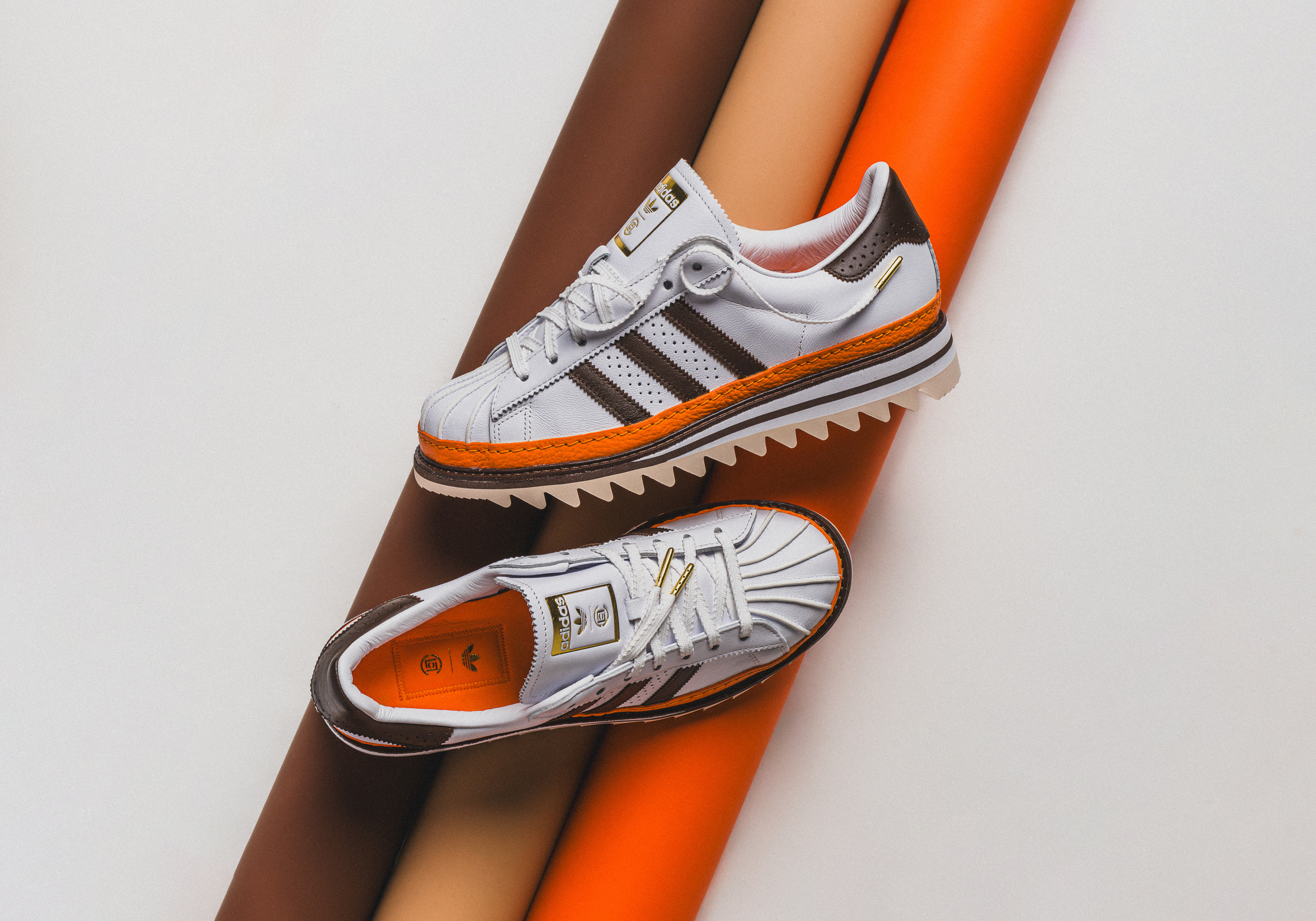 CLOT x adidas Originals Give the Superstar a Luxe Unity Orange Upgrade CLOT x adidas Originals Give the Superstar a Luxe Unity Orange Upgrade Vanity Teen 虚荣青年